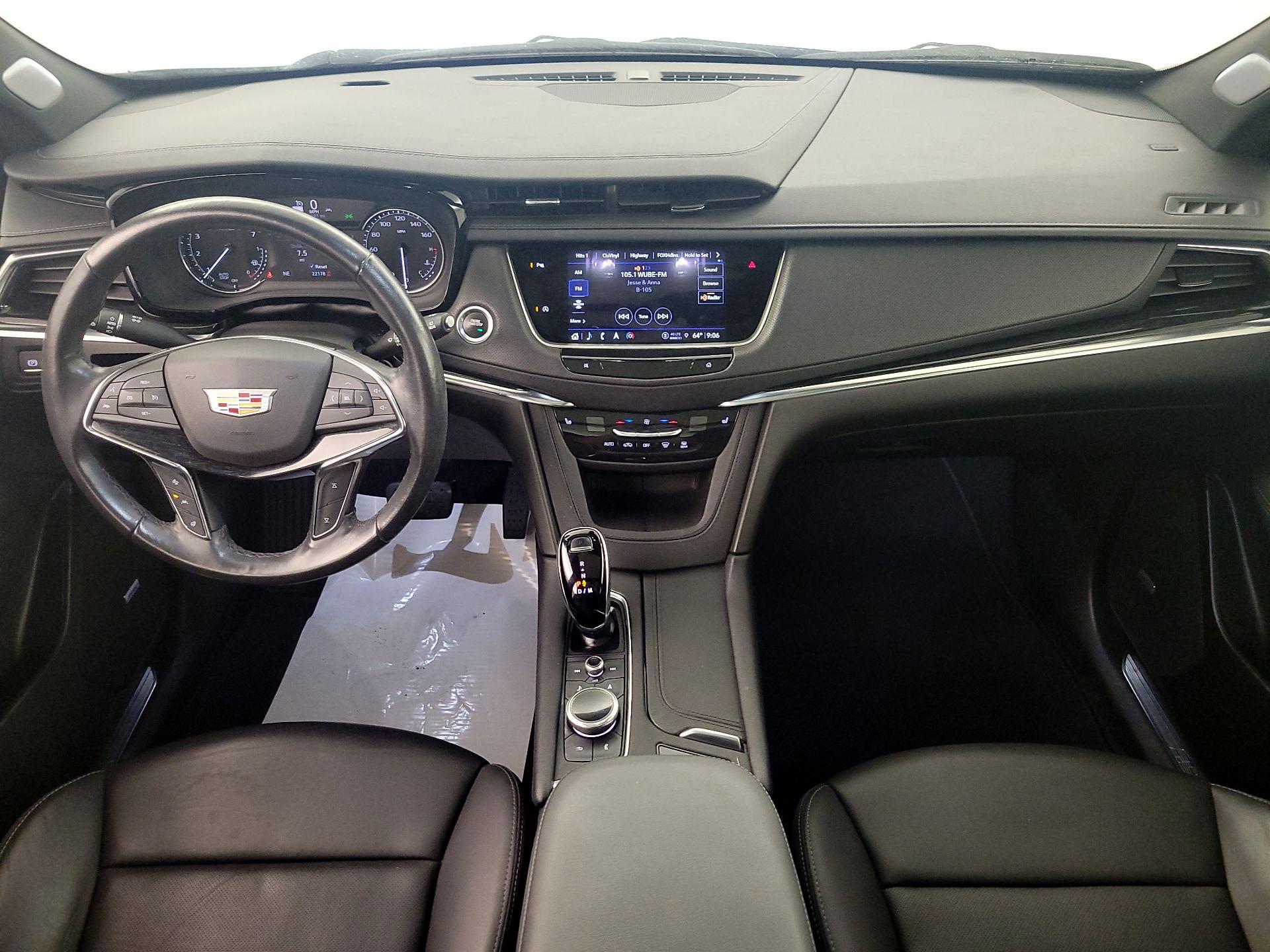 Thumbnail: 2022 Cadillac XT5 - 9