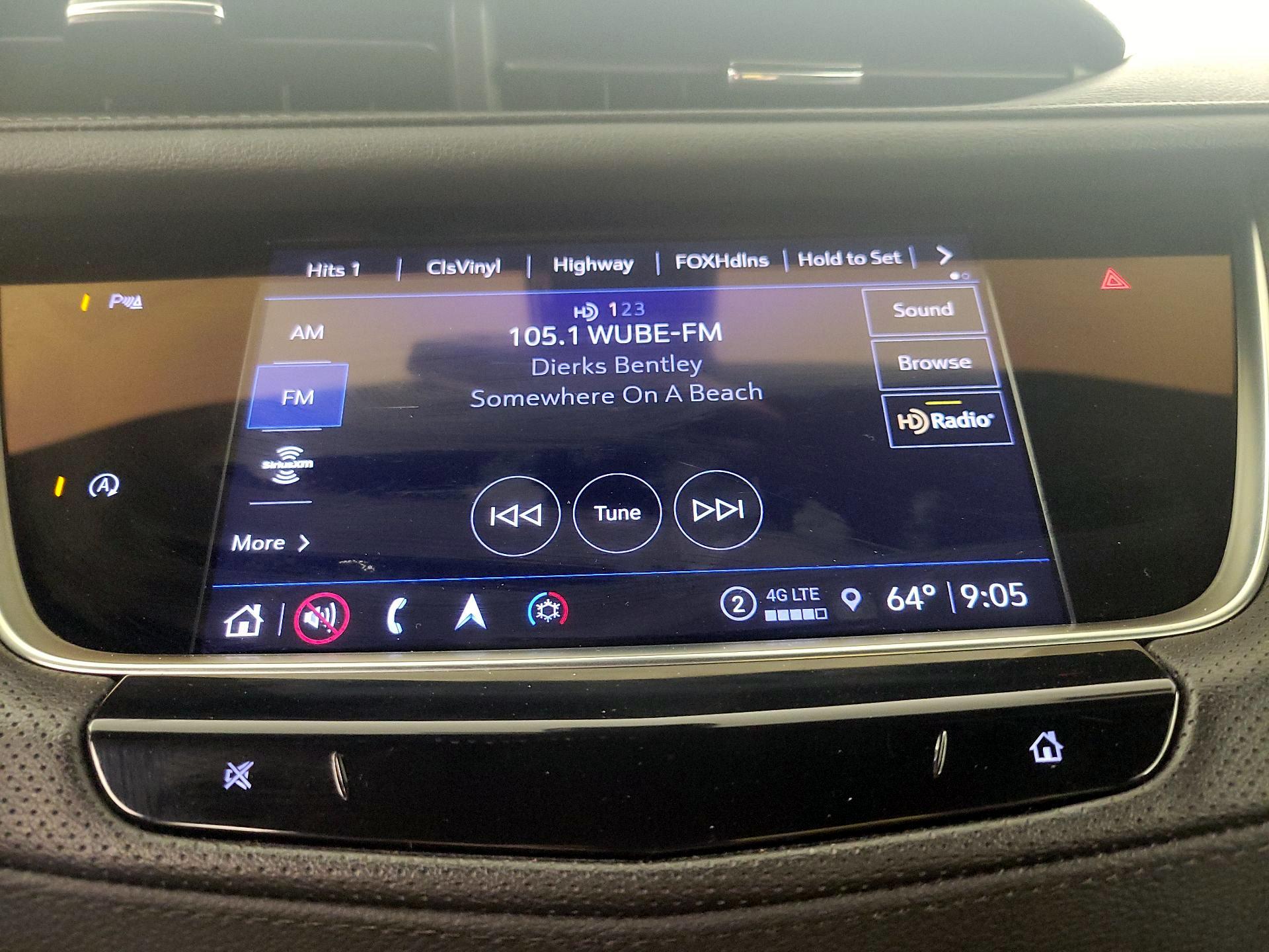 Thumbnail: 2022 Cadillac XT5 - 15