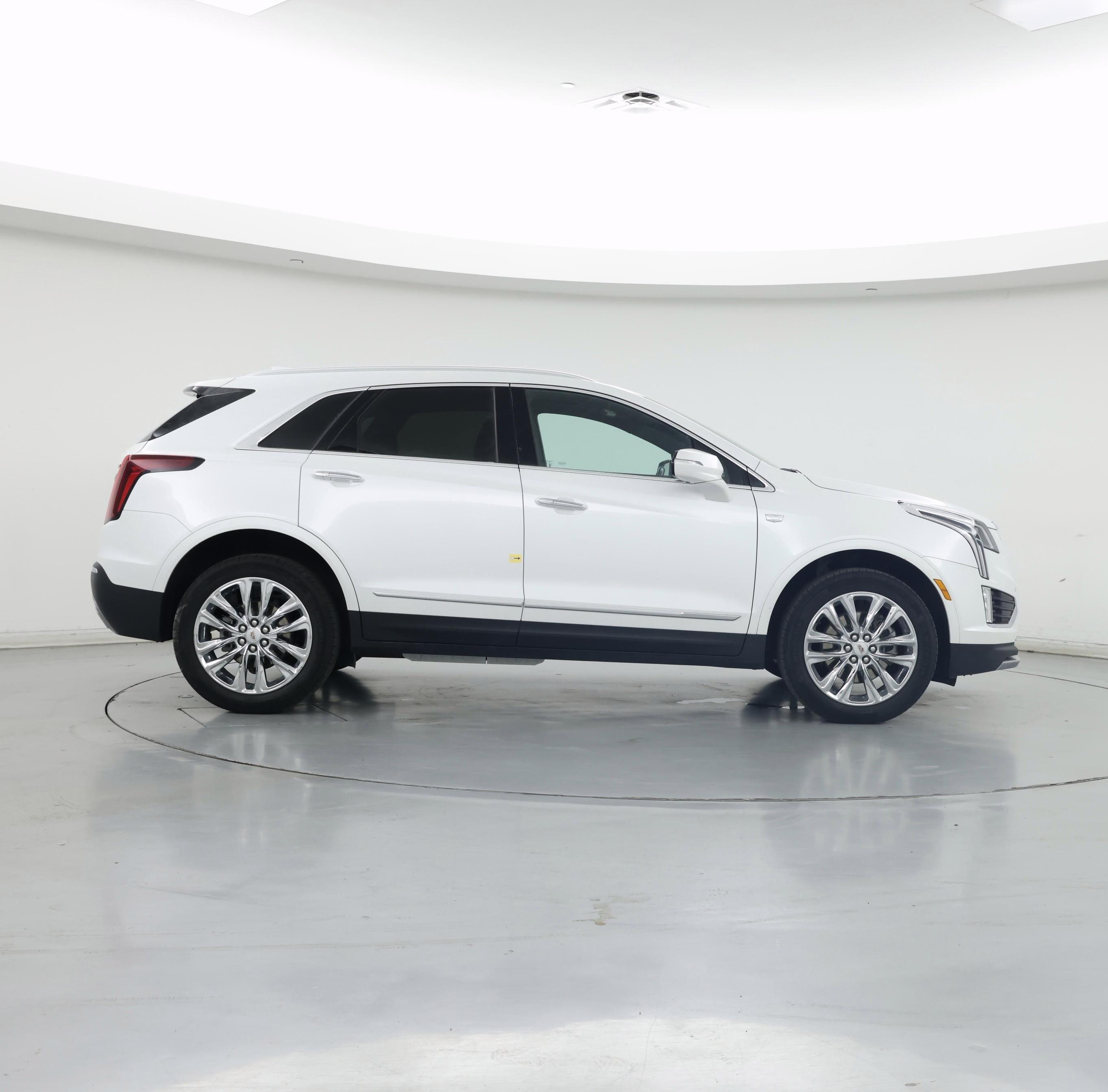 Thumbnail: 2022 Cadillac XT5 - 7