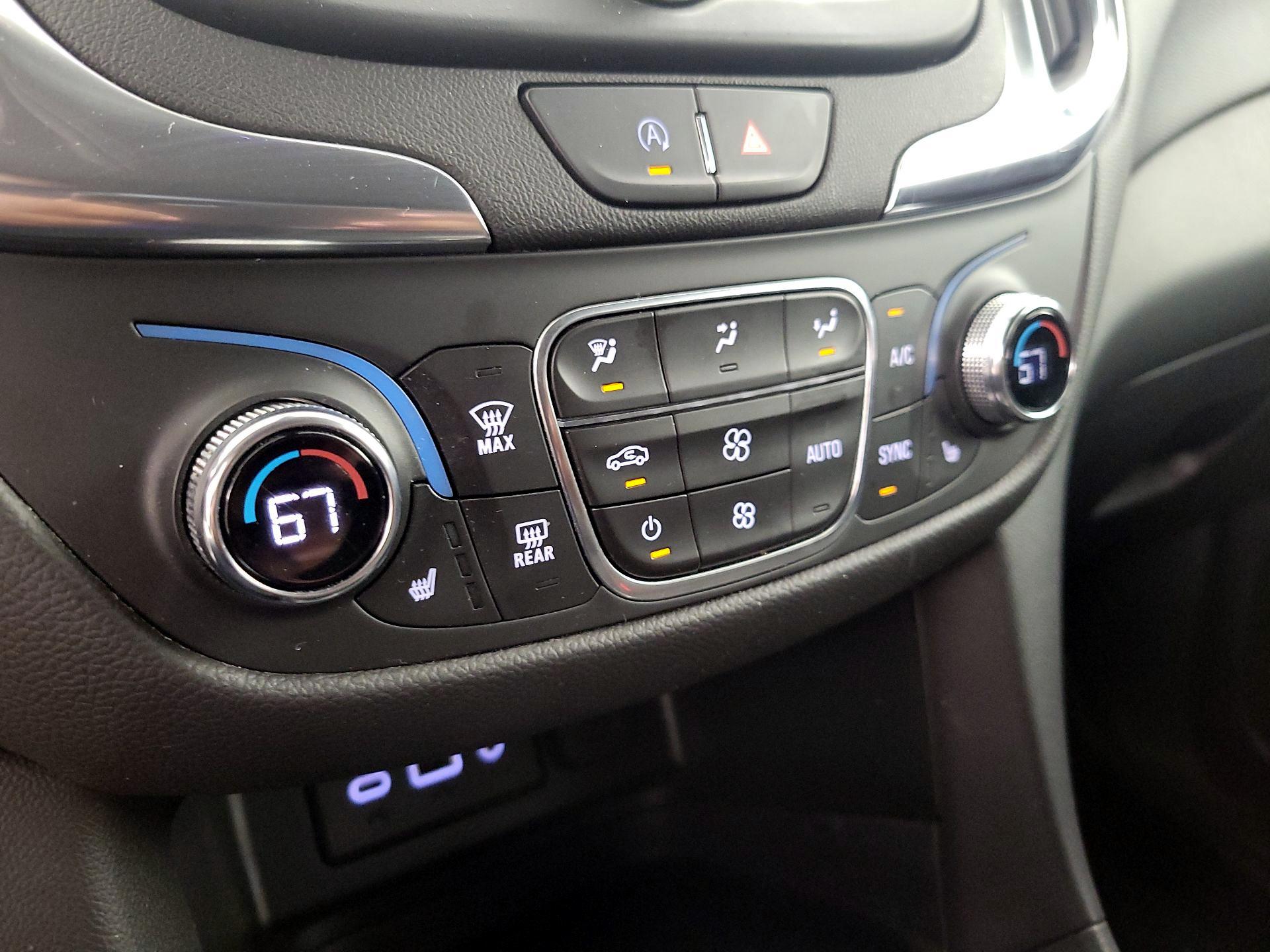 Thumbnail: 2022 Chevrolet Equinox - 16