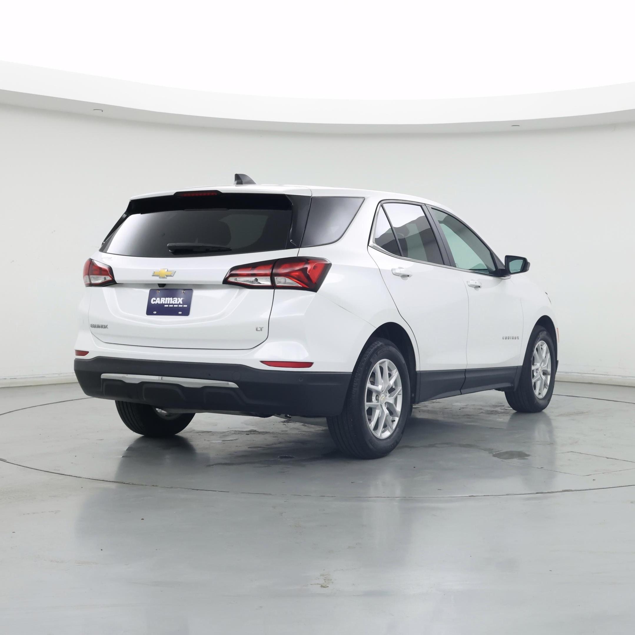 Thumbnail: 2022 Chevrolet Equinox - 8