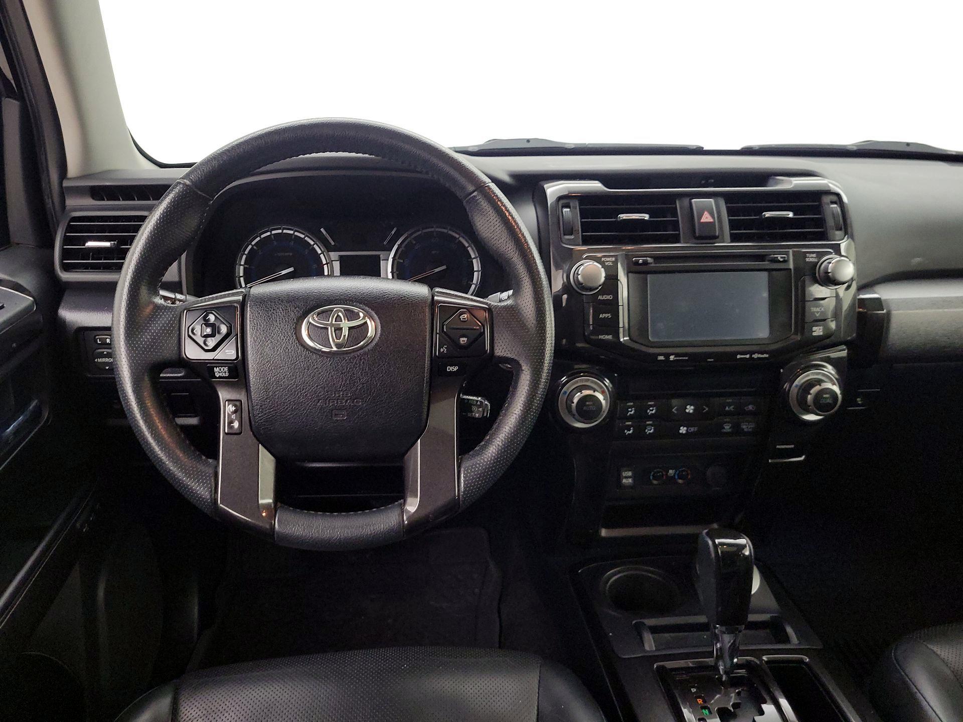 Thumbnail: 2019 Toyota 4Runner - 10