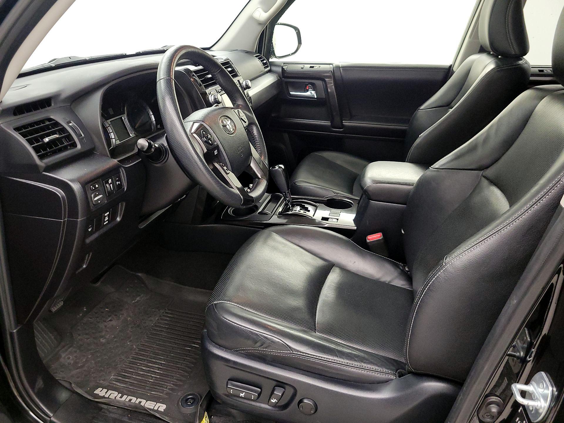 Thumbnail: 2019 Toyota 4Runner - 11