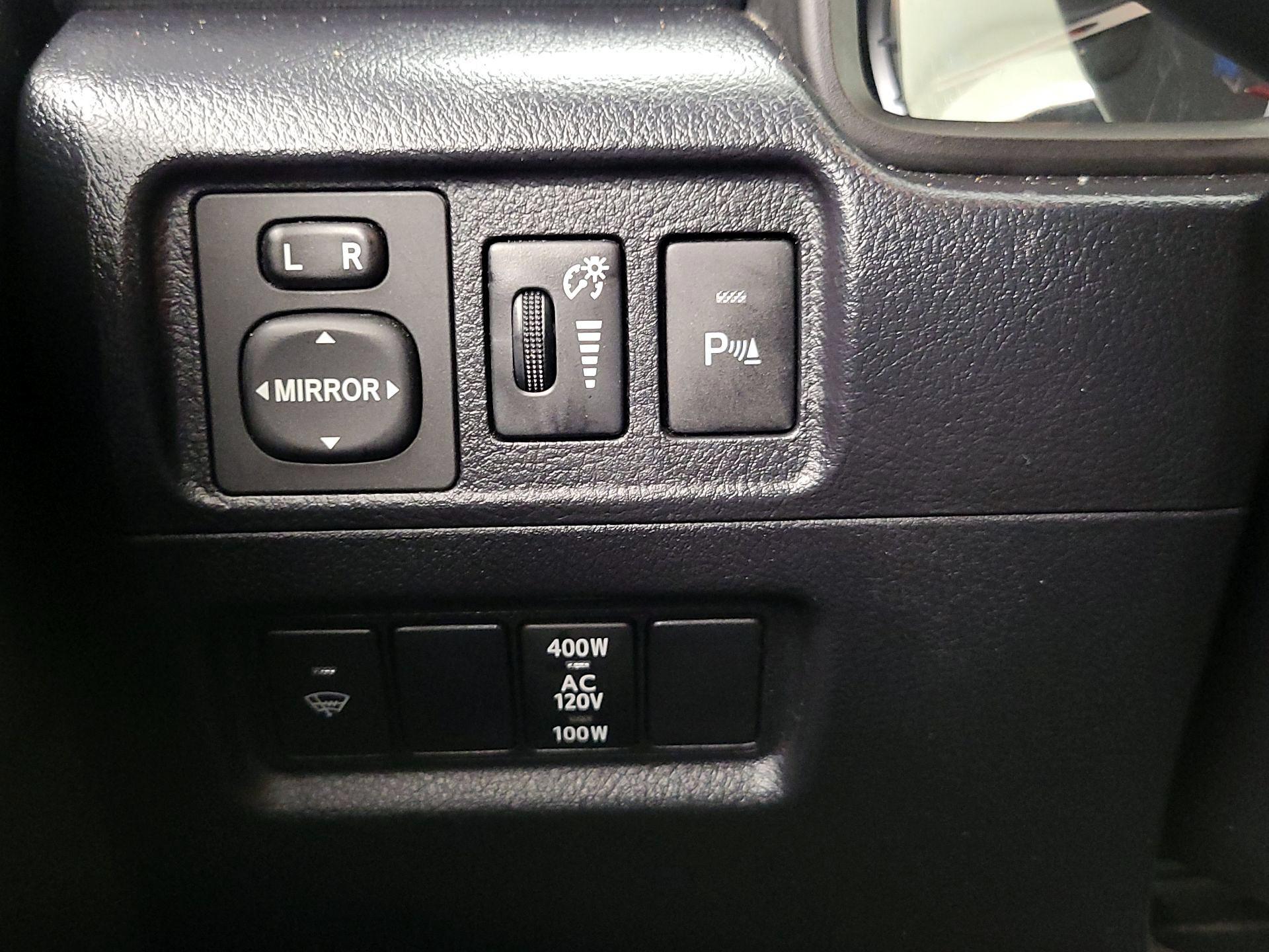 Thumbnail: 2019 Toyota 4Runner - 13