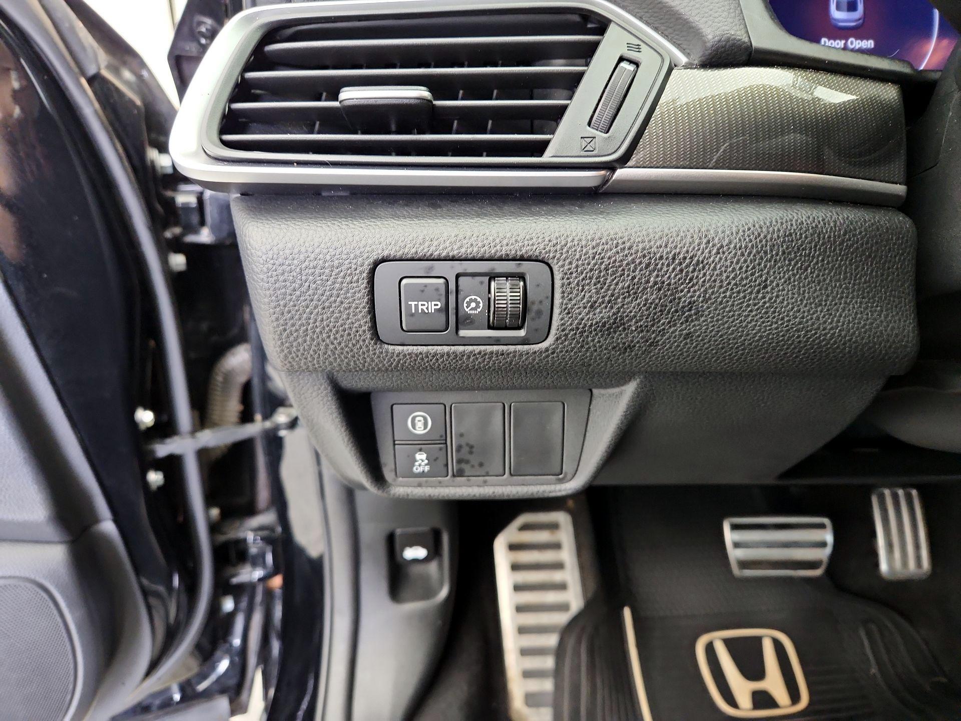 Thumbnail: 2018 Honda Accord - 13