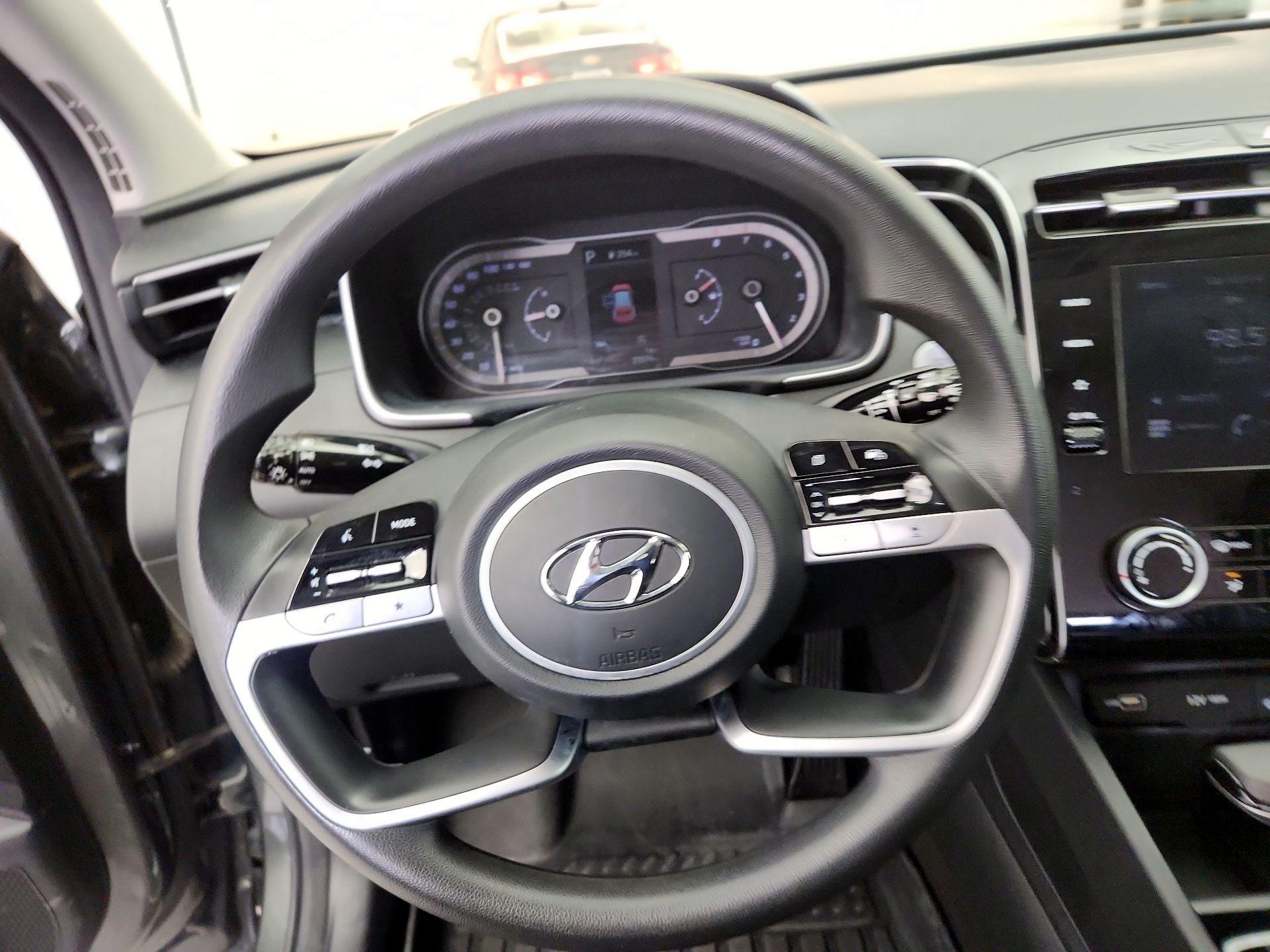 Thumbnail: 2023 Hyundai Tucson - 10