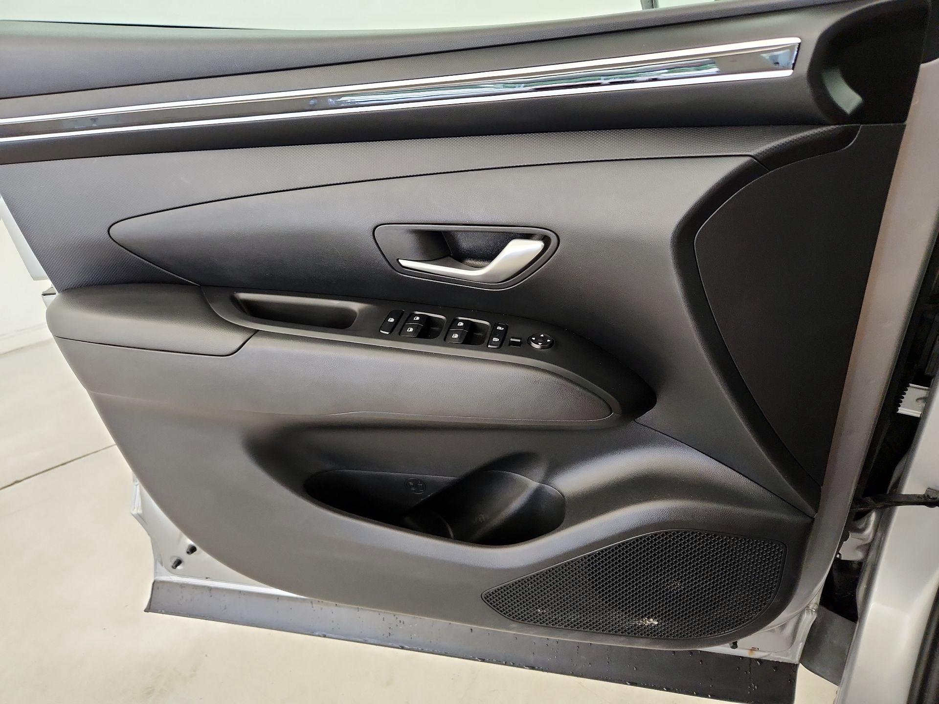 Thumbnail: 2023 Hyundai Tucson - 12