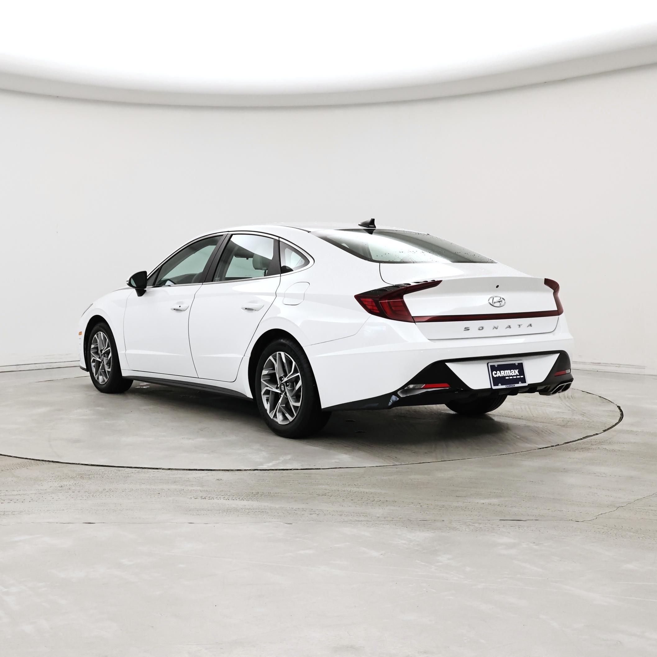 Thumbnail: 2023 Hyundai Sonata - 2