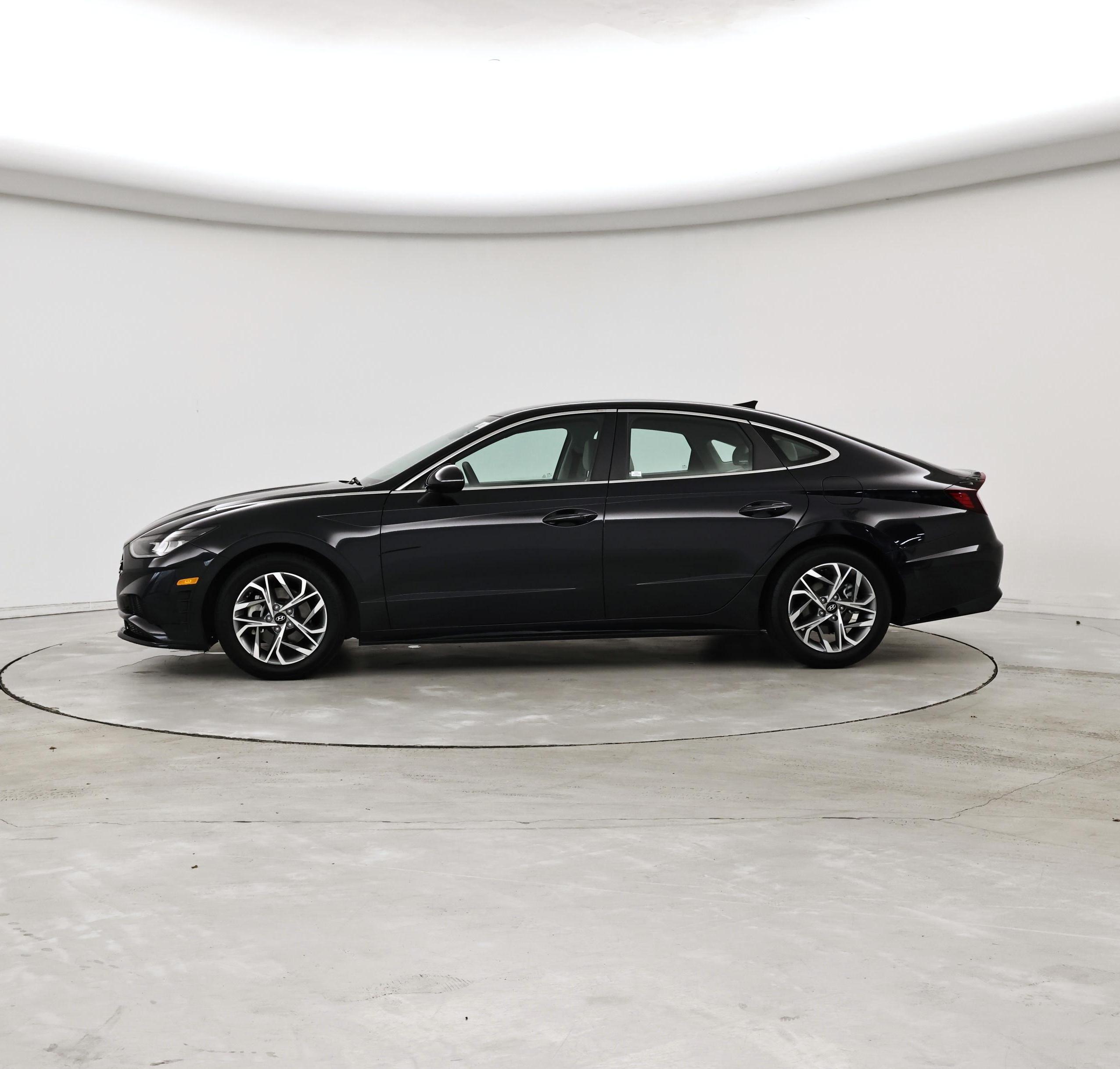 Thumbnail: 2023 Hyundai Sonata - 3