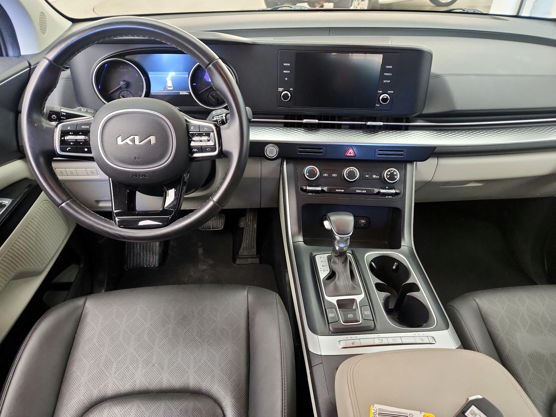 Thumbnail: 2024 Kia Carnival - 9