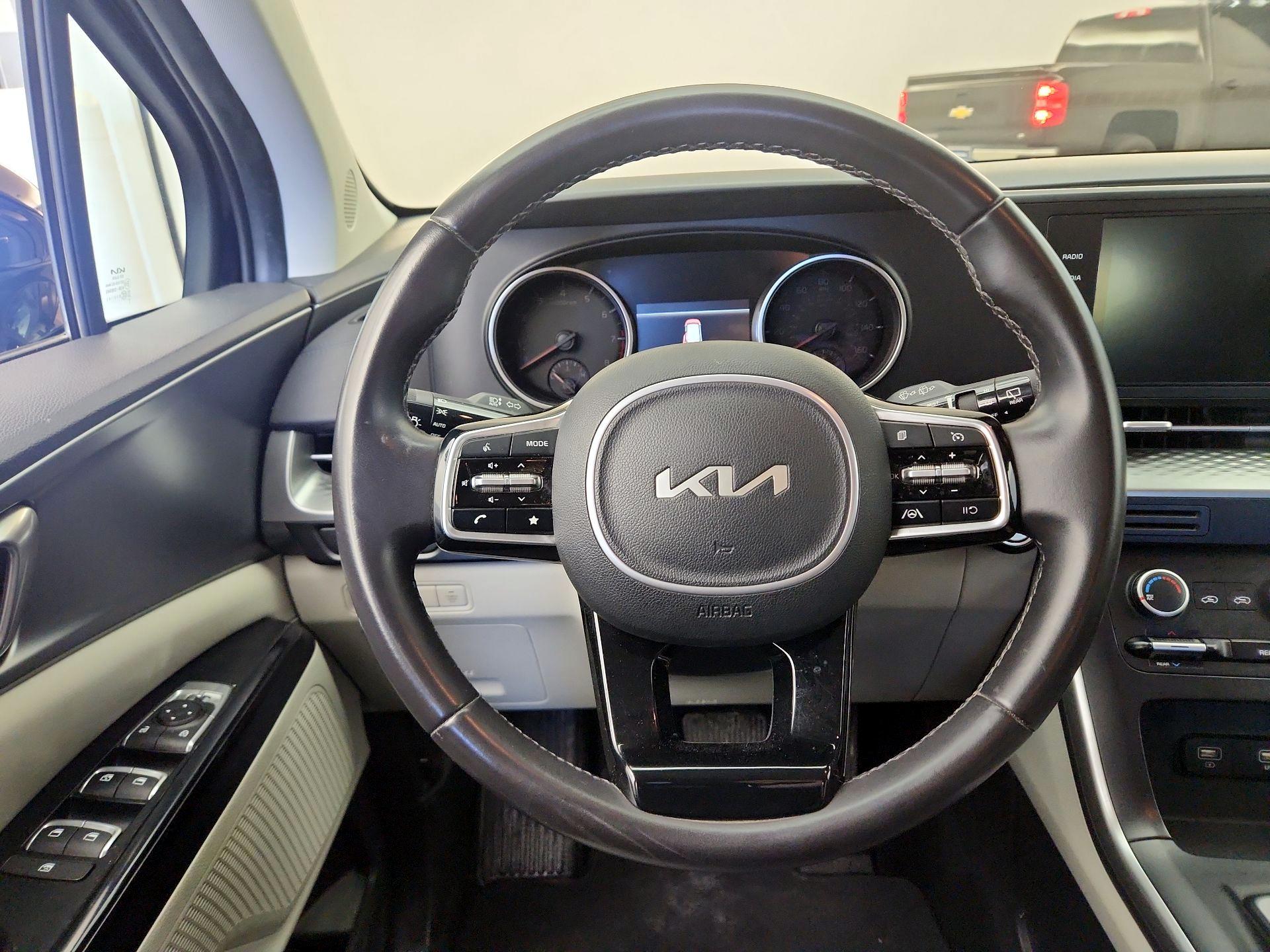 Thumbnail: 2024 Kia Carnival - 10