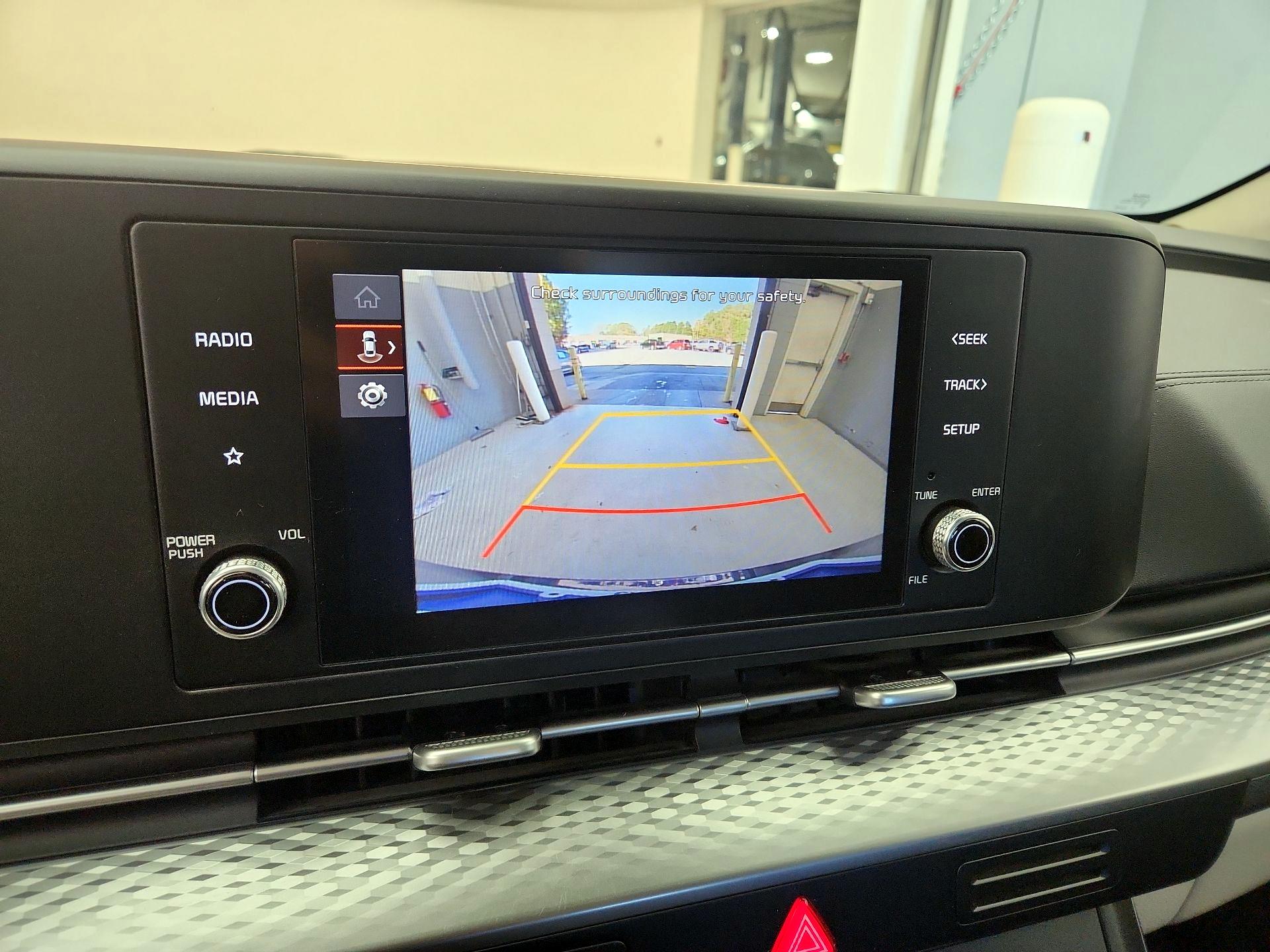 Thumbnail: 2024 Kia Carnival - 14