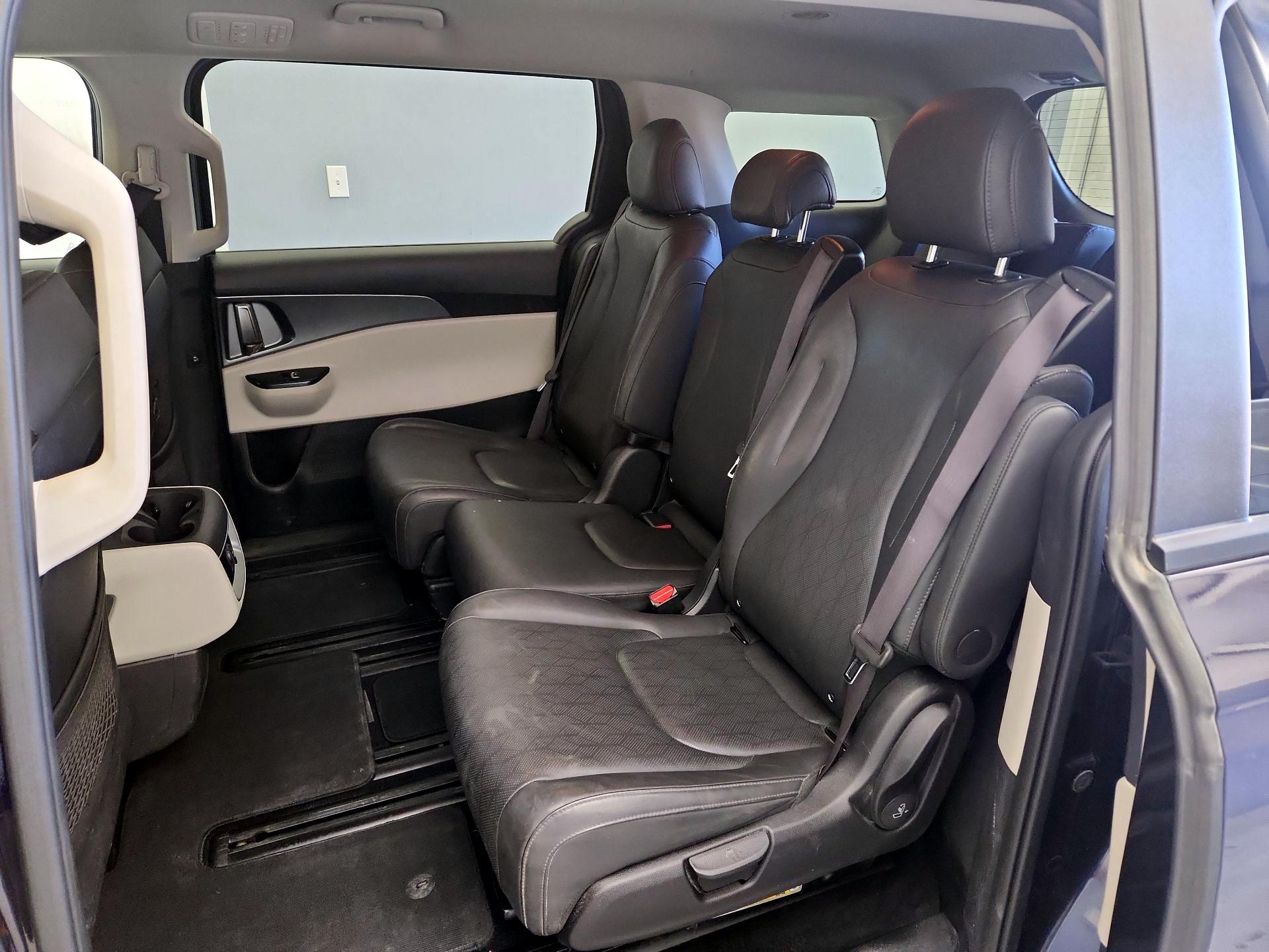 Thumbnail: 2024 Kia Carnival - 19