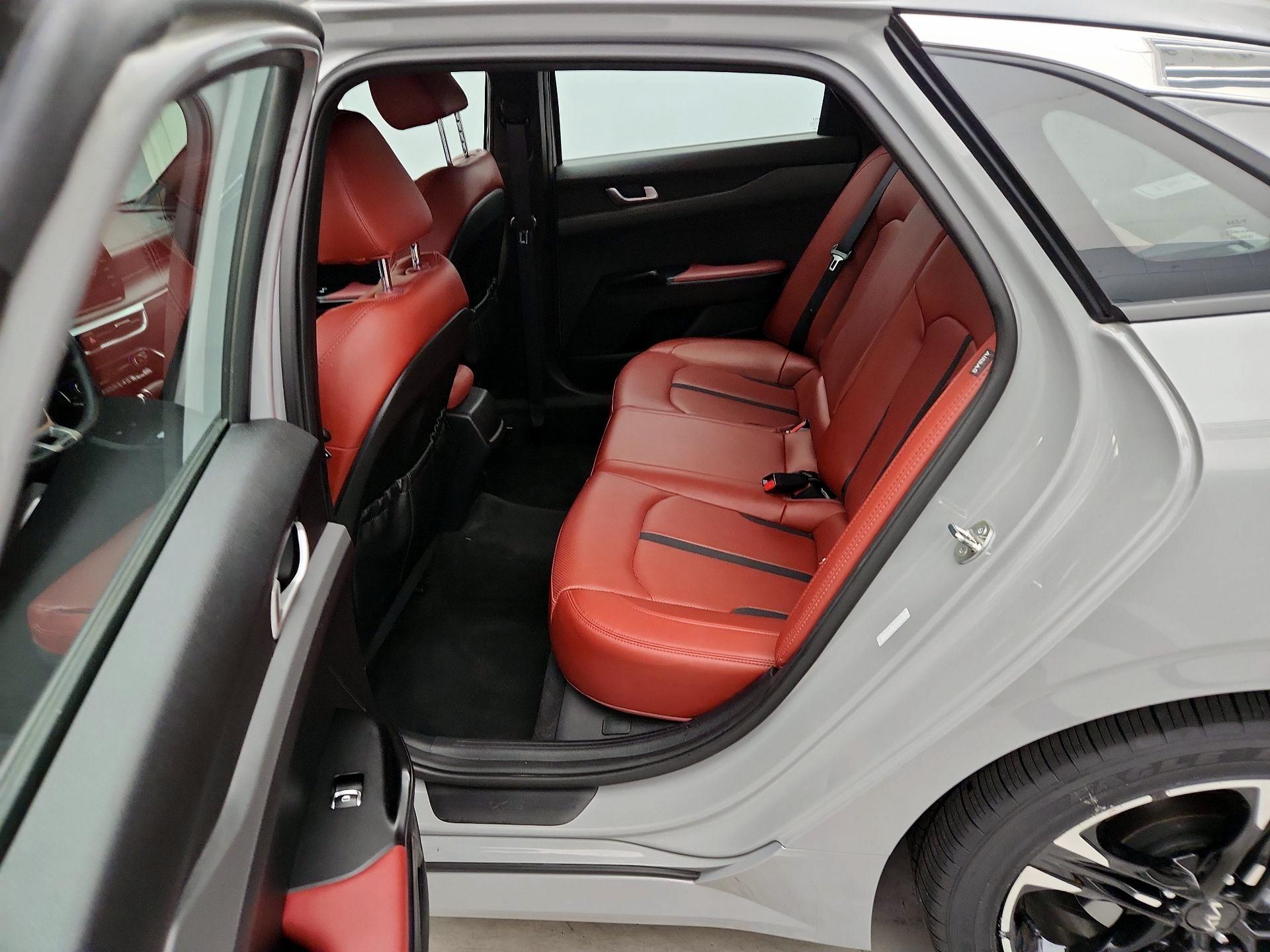 Thumbnail: 2024 Kia K5 - 20