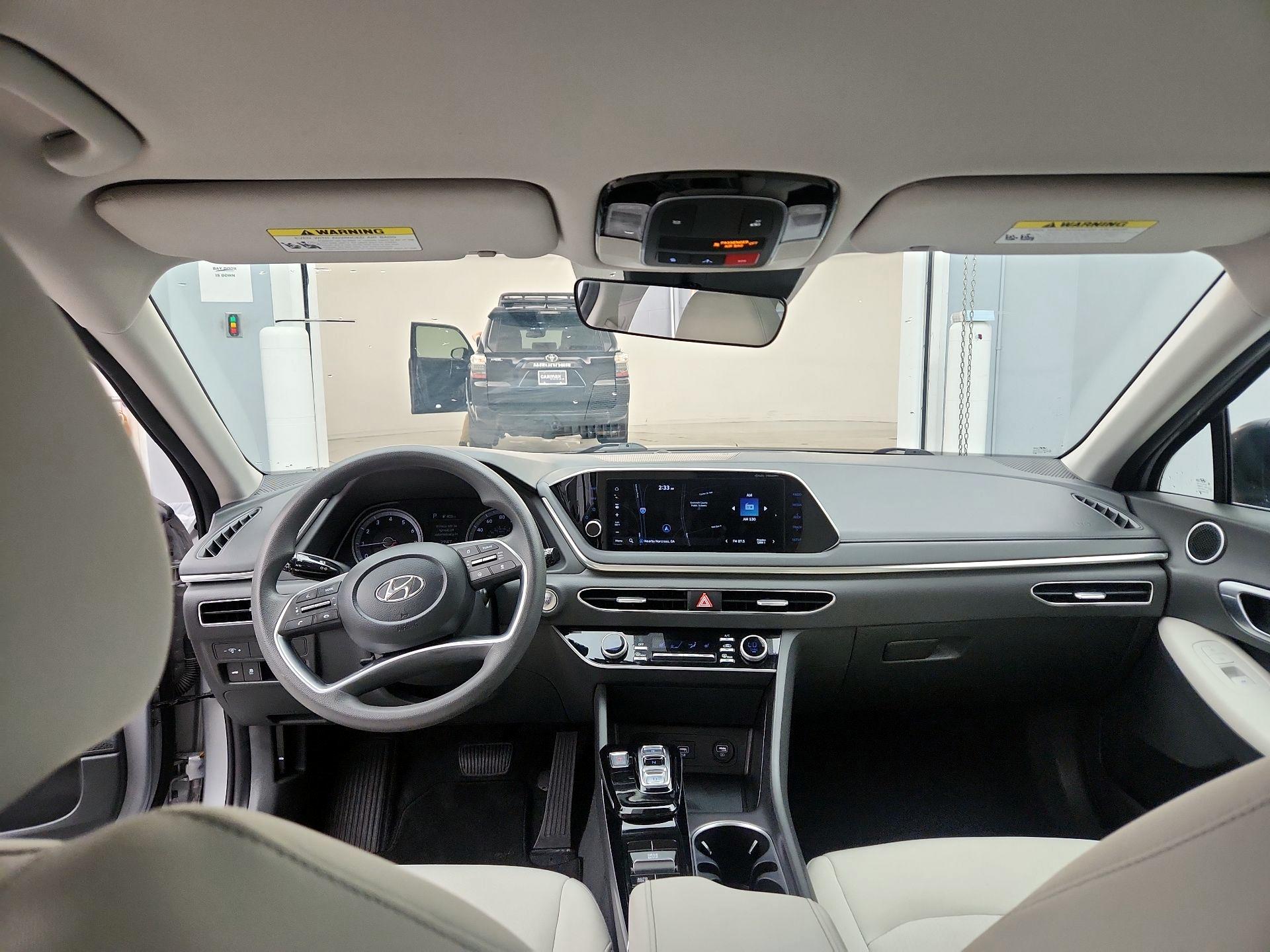 Thumbnail: 2023 Hyundai Sonata - 9