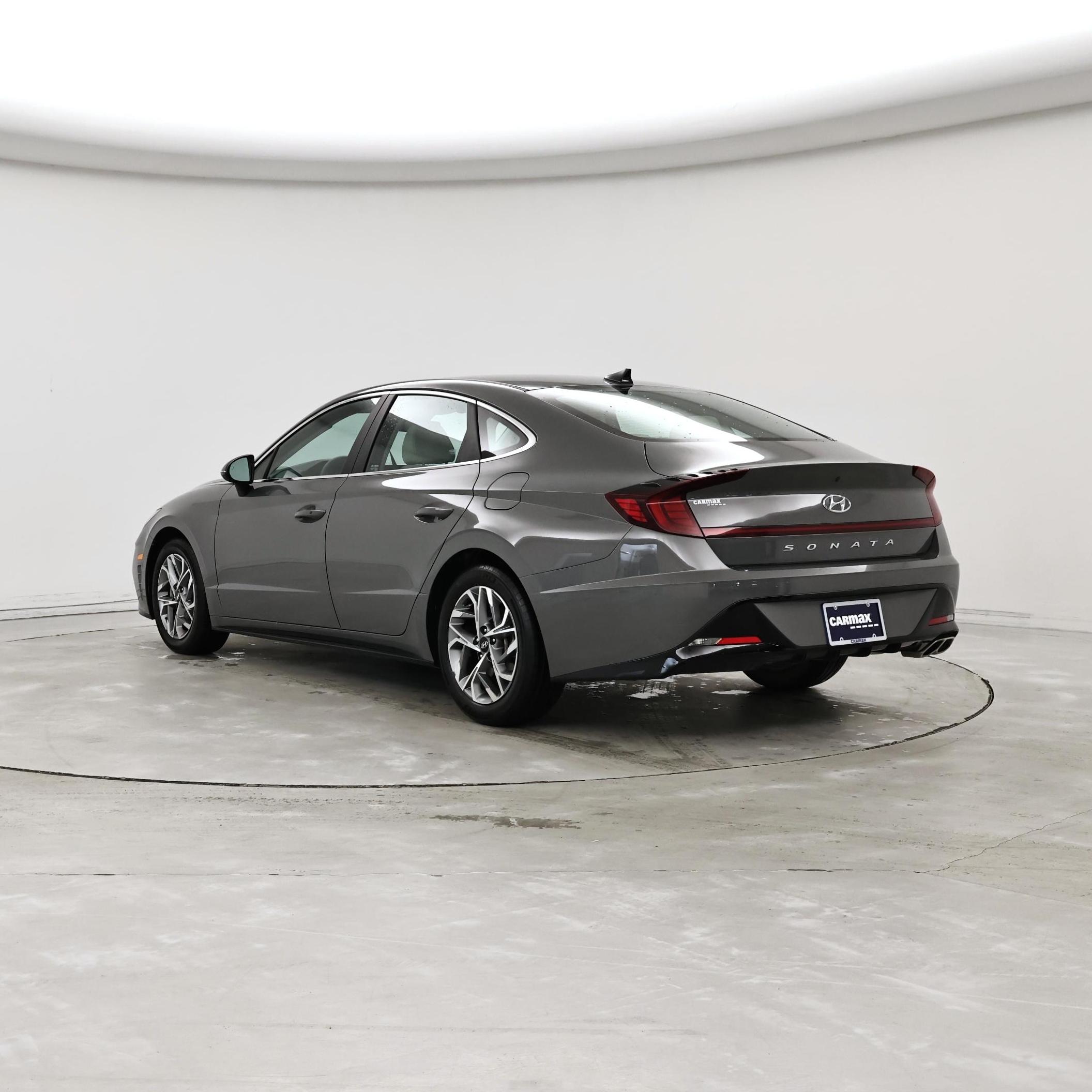 Thumbnail: 2023 Hyundai Sonata - 2