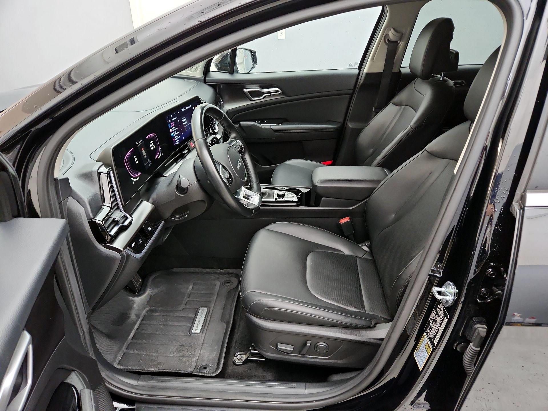 Thumbnail: 2023 Kia Sportage - 11