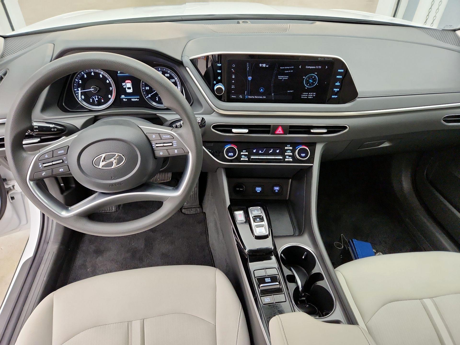 Thumbnail: 2023 Hyundai Sonata - 9