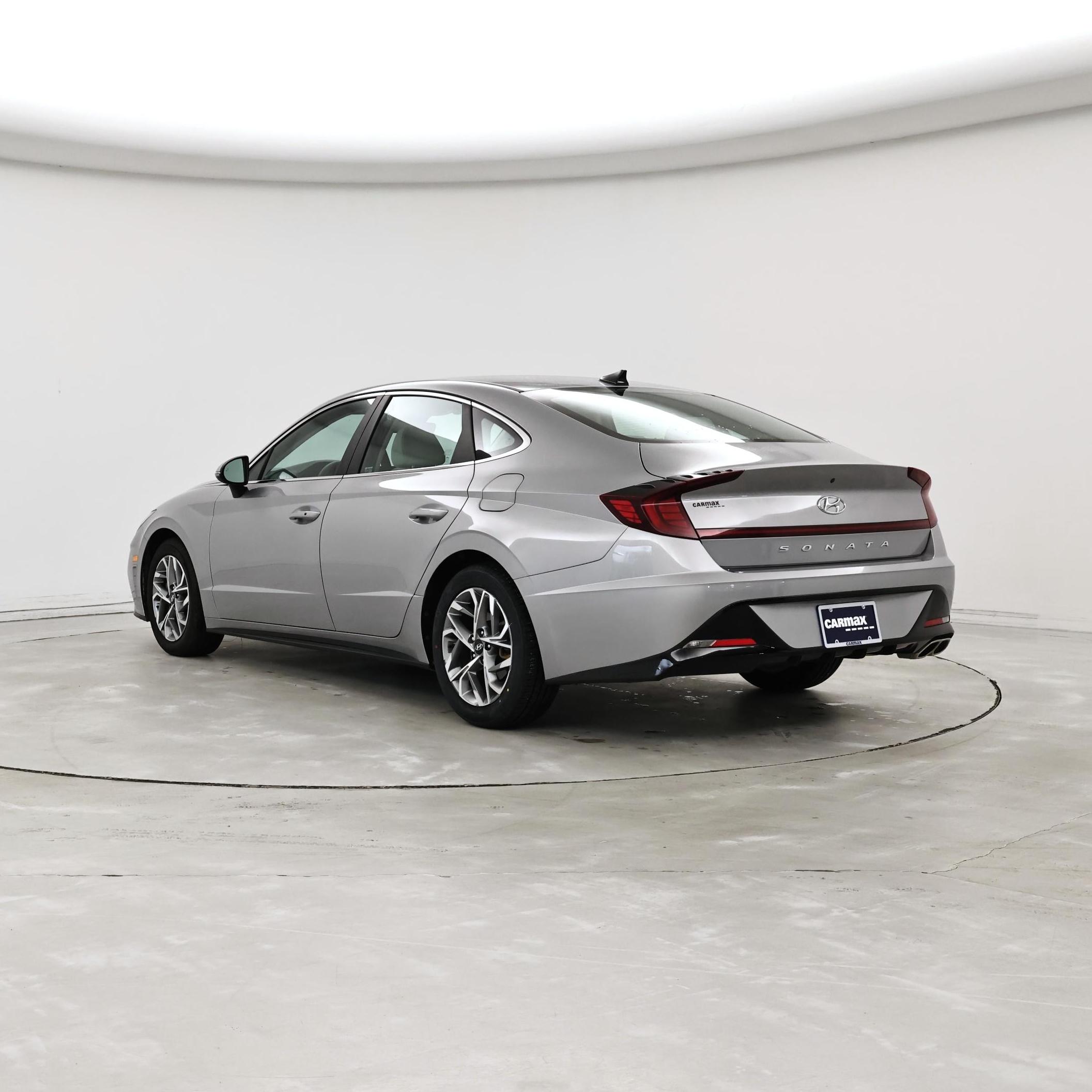 Thumbnail: 2023 Hyundai Sonata - 2