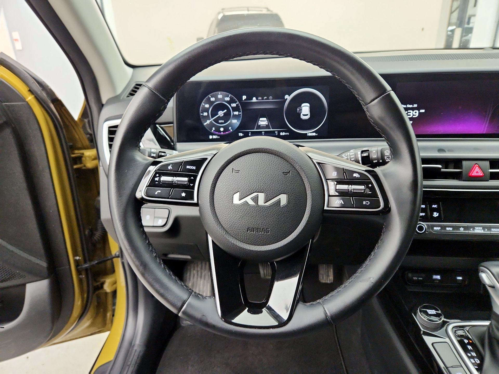 Thumbnail: 2024 Kia Seltos - 10