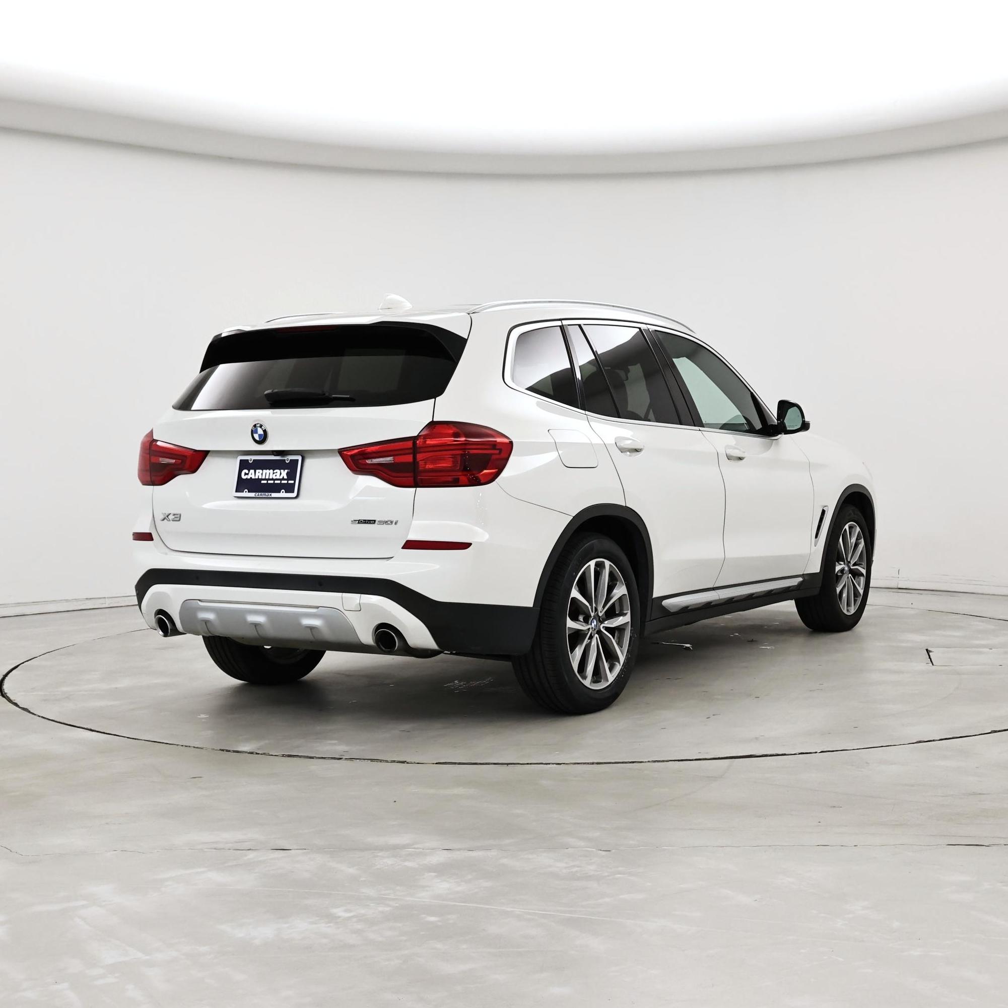 Thumbnail: 2019 BMW X3 - 8