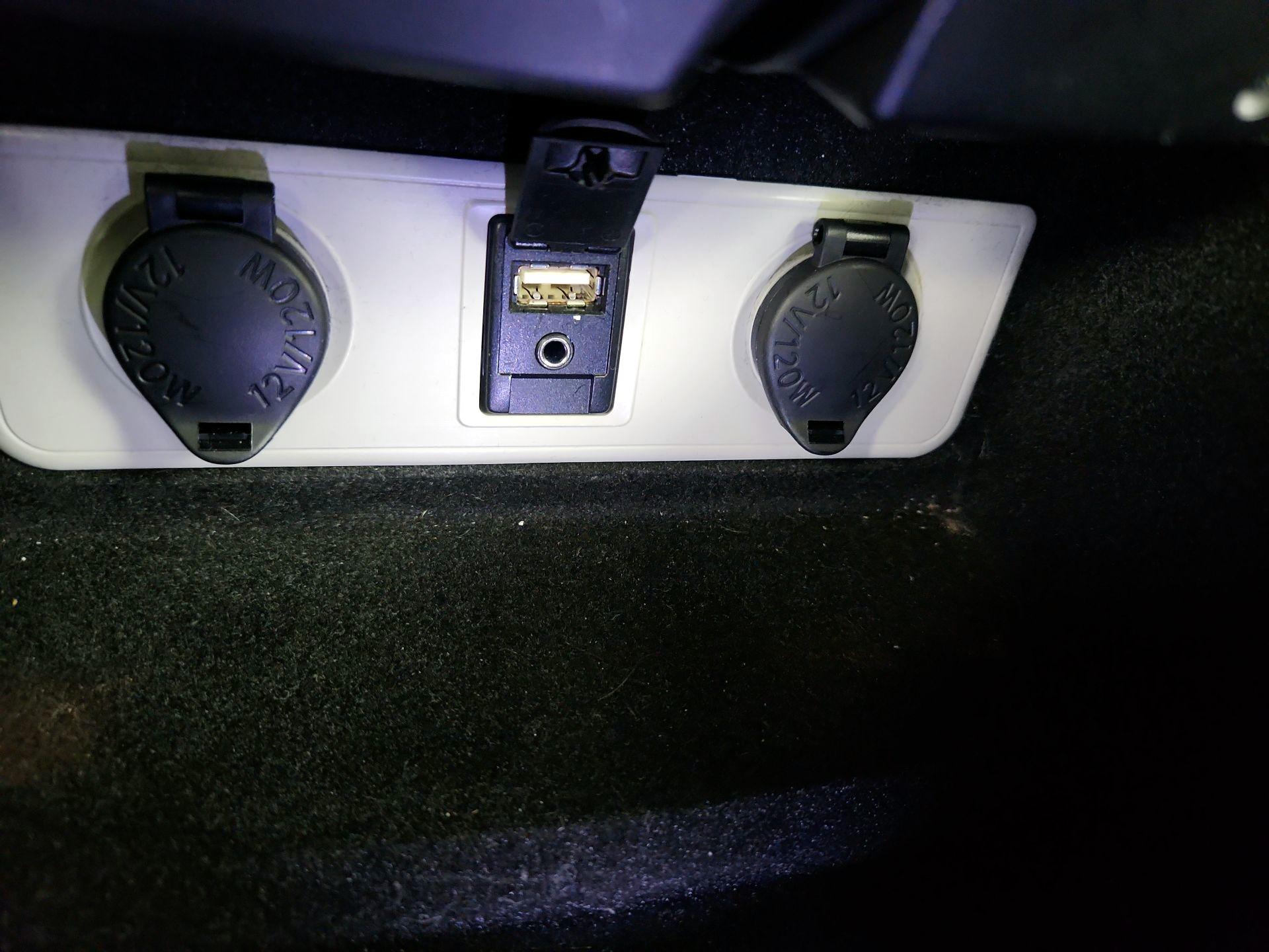 Thumbnail: 2015 Toyota Avalon - 19