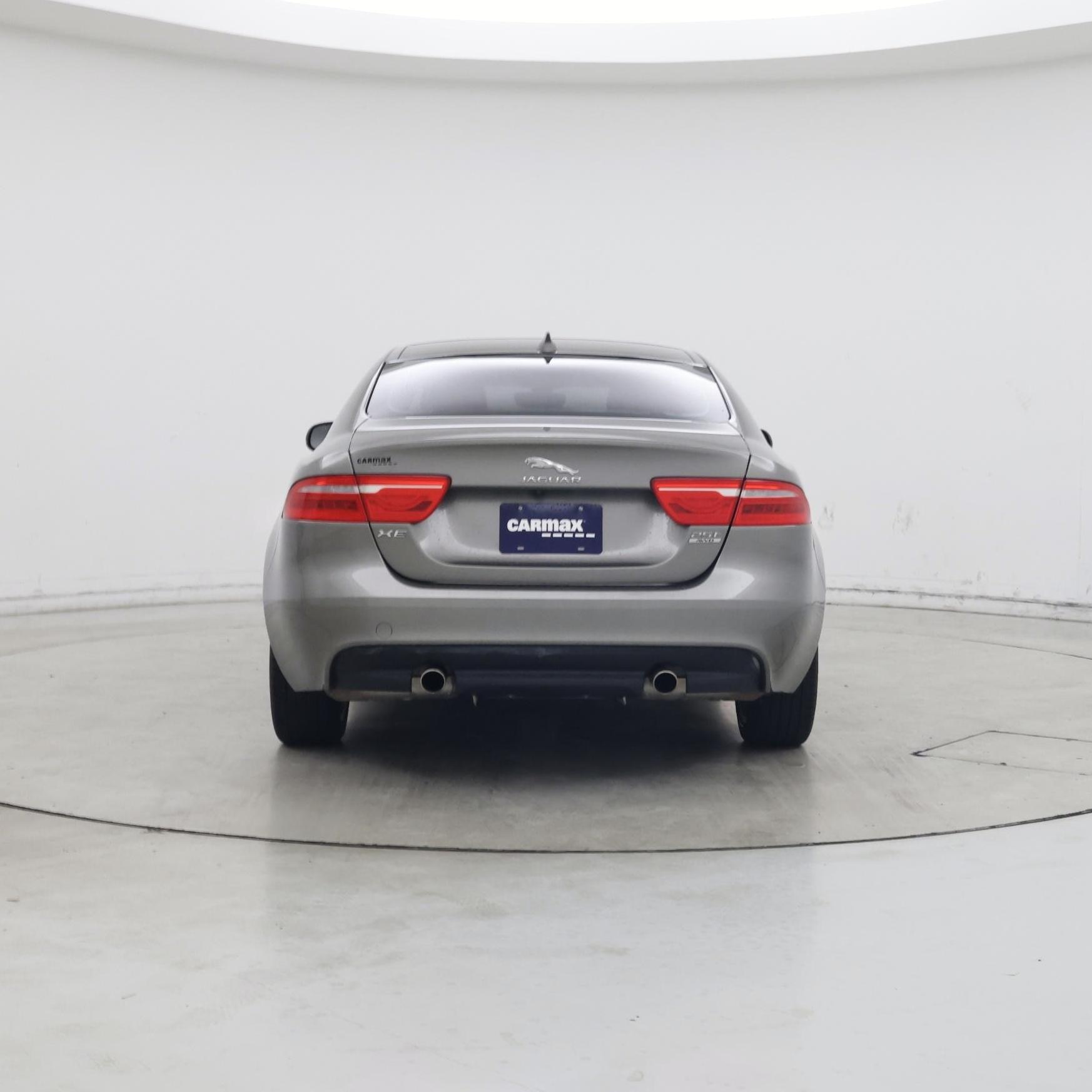Thumbnail: 2019 Jaguar XE - 6