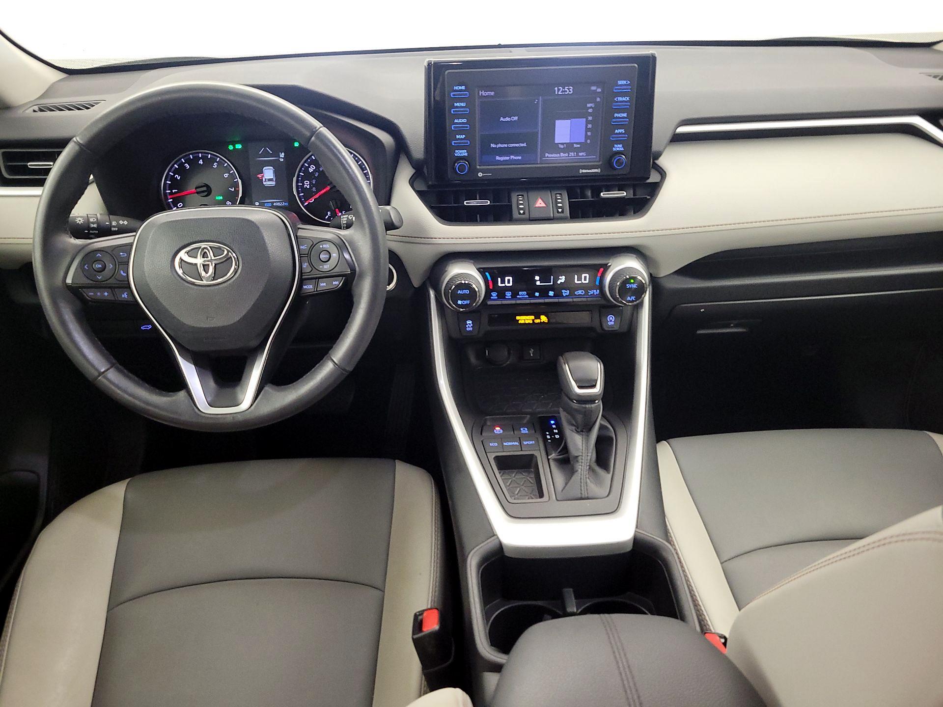 Thumbnail: 2022 Toyota RAV4 - 9