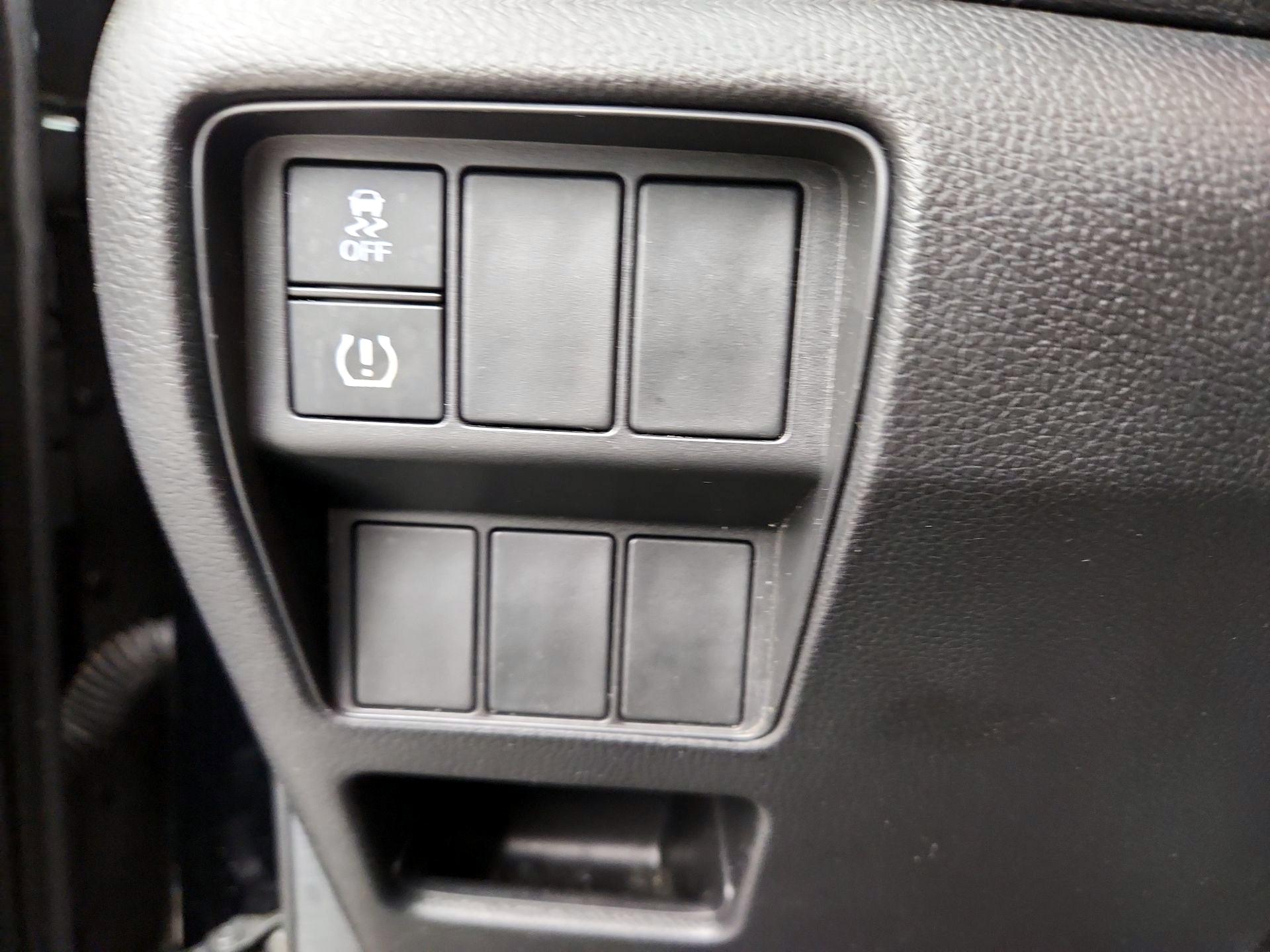 Thumbnail: 2018 Honda CR-V - 13