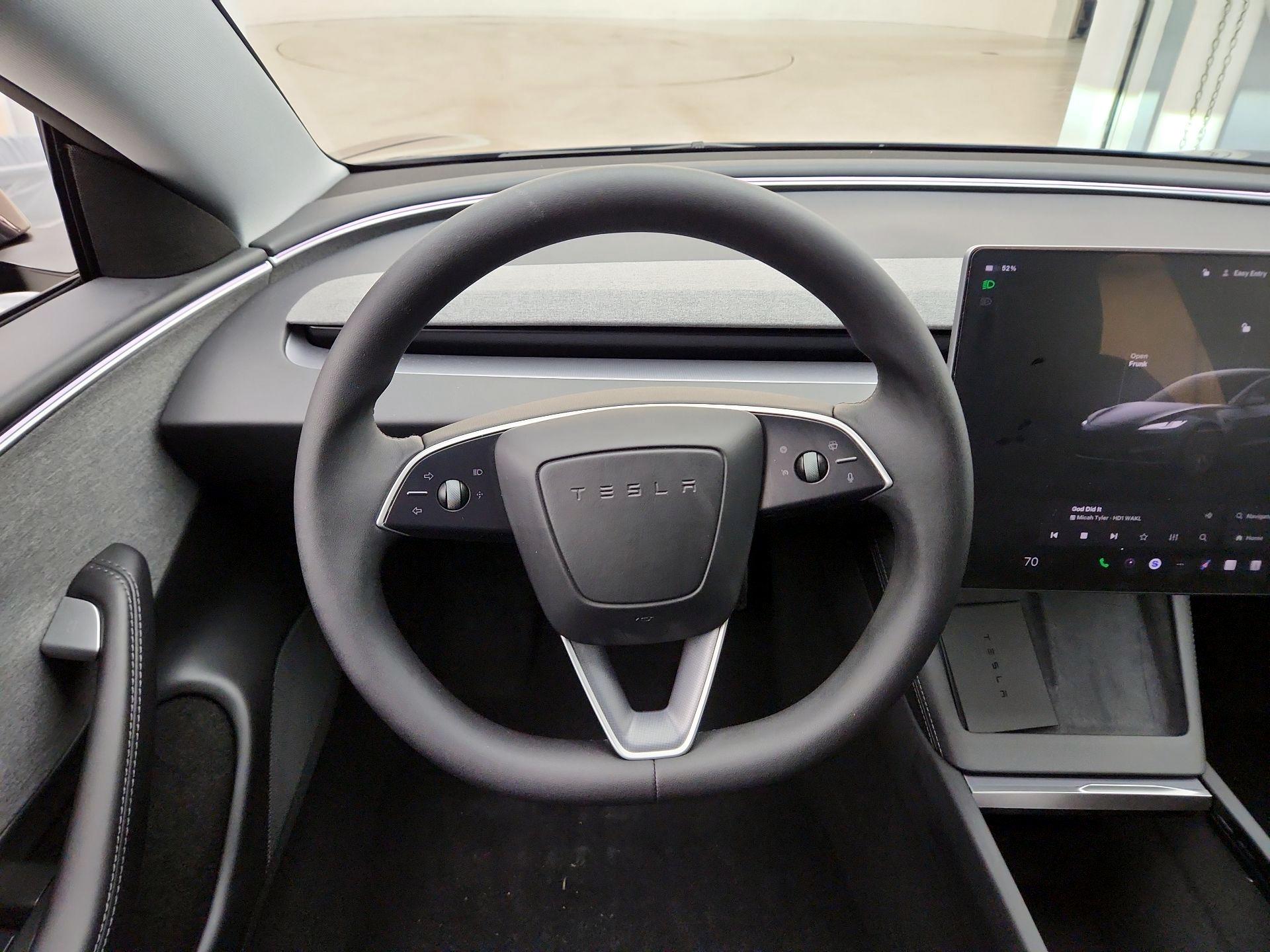 Thumbnail: 2025 Tesla Model 3 - 10