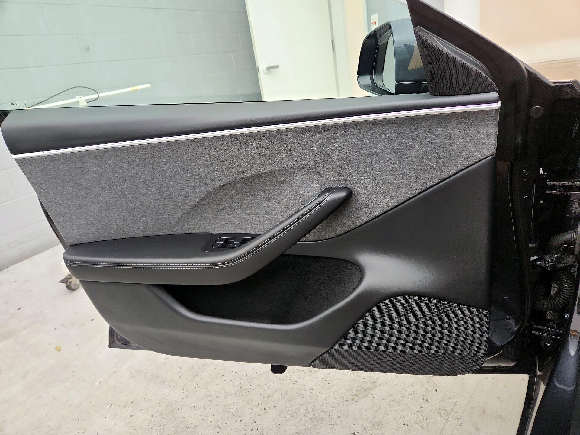 Thumbnail: 2025 Tesla Model 3 - 12