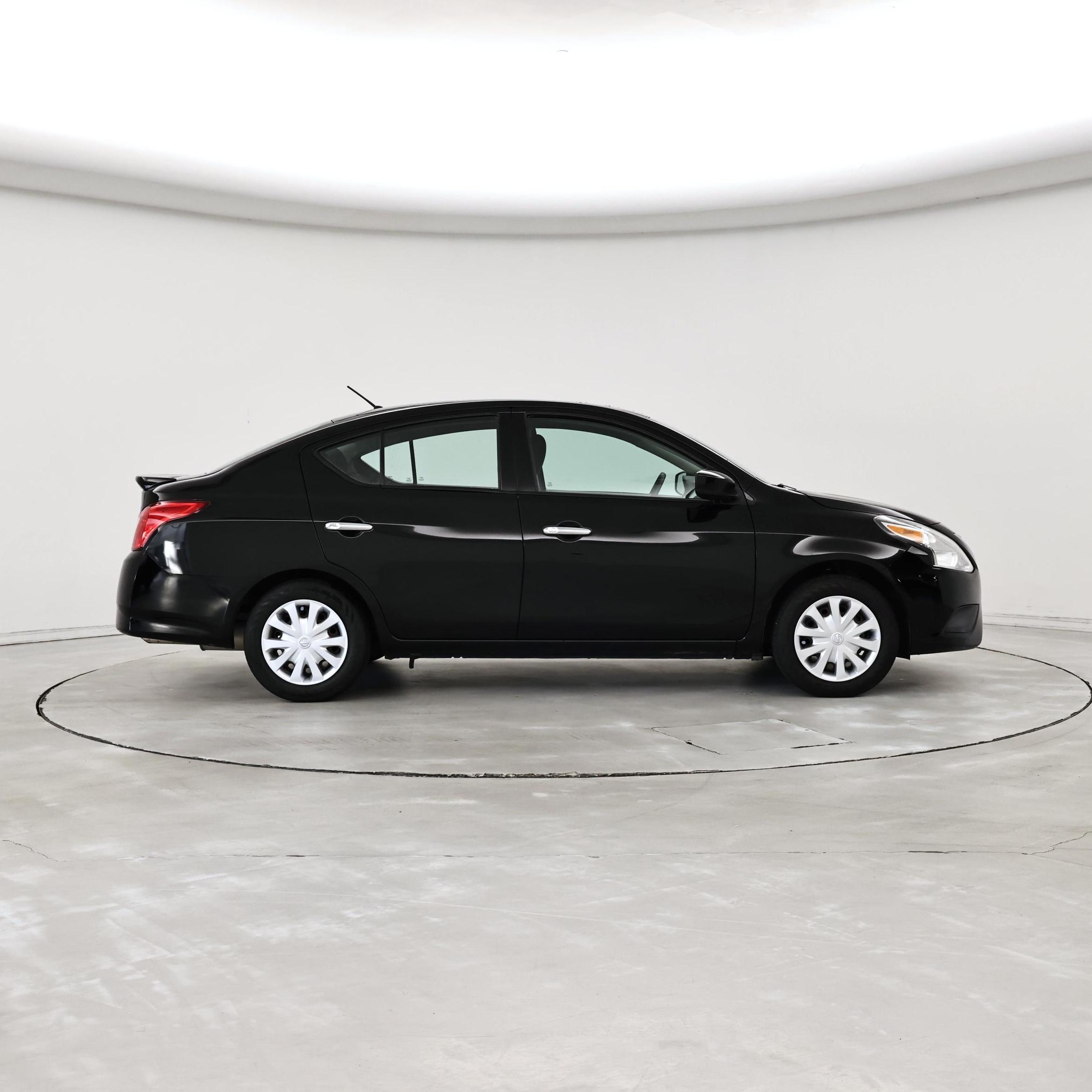Thumbnail: 2019 Nissan Versa - 7