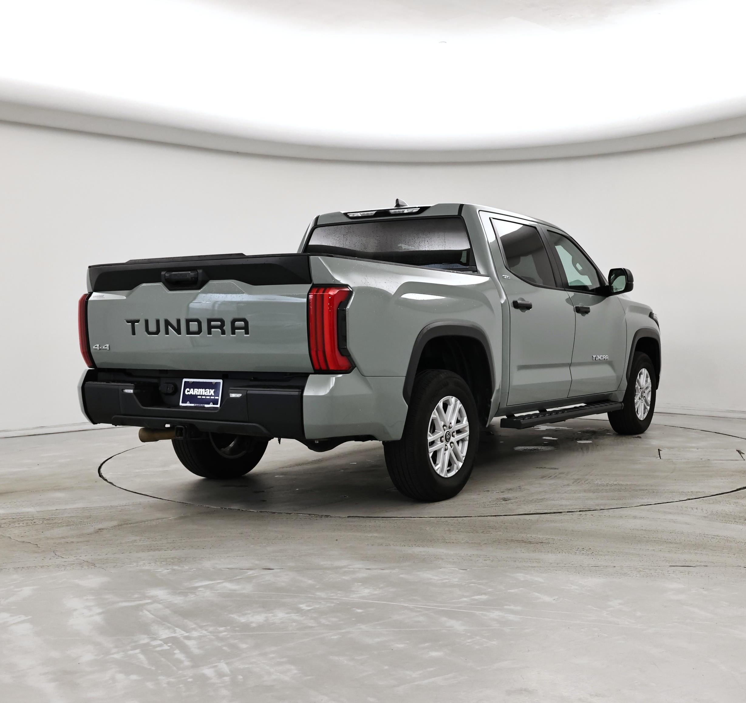 Thumbnail: 2024 Toyota Tundra - 8
