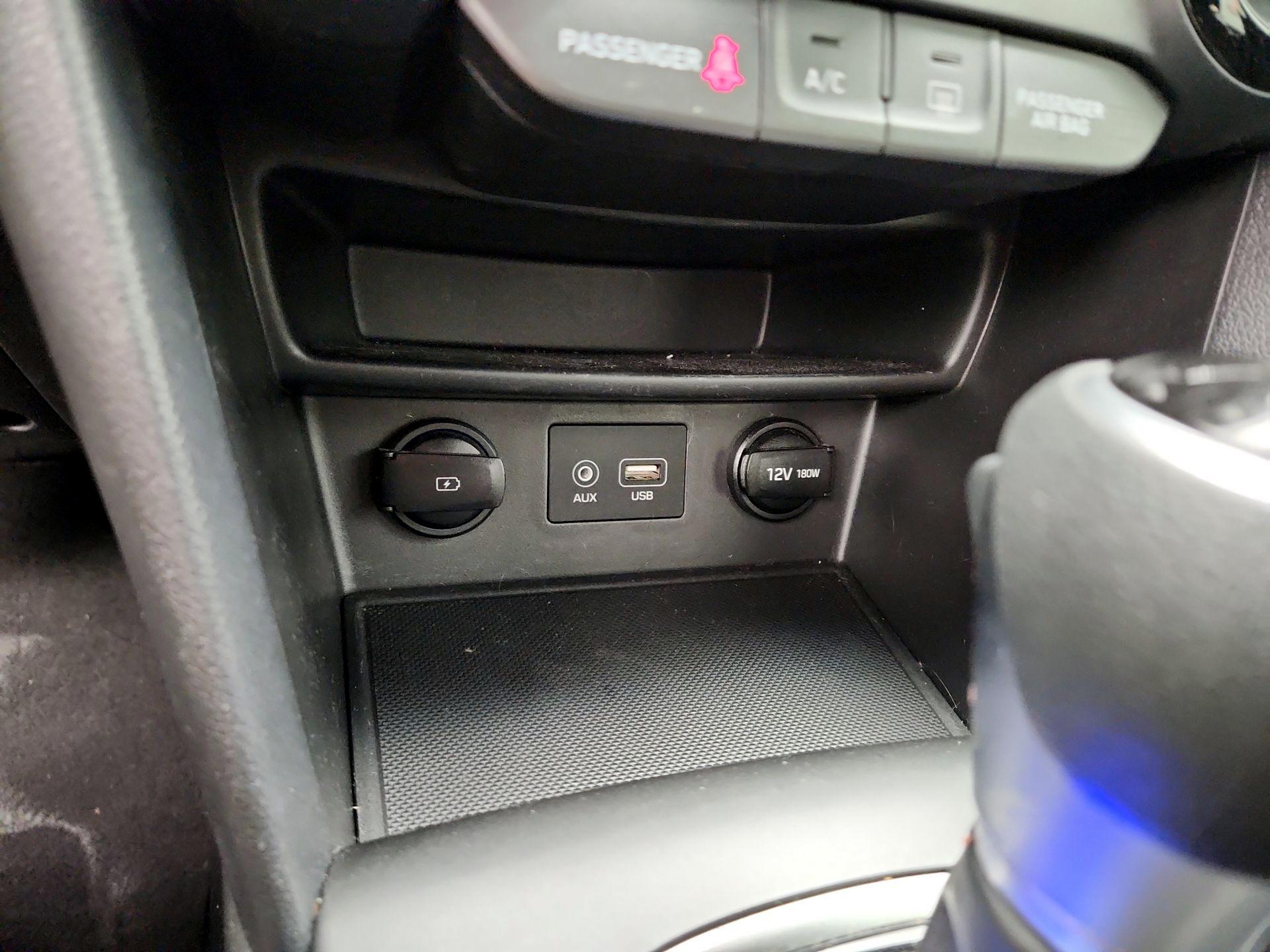 Thumbnail: 2019 Hyundai Kona - 18