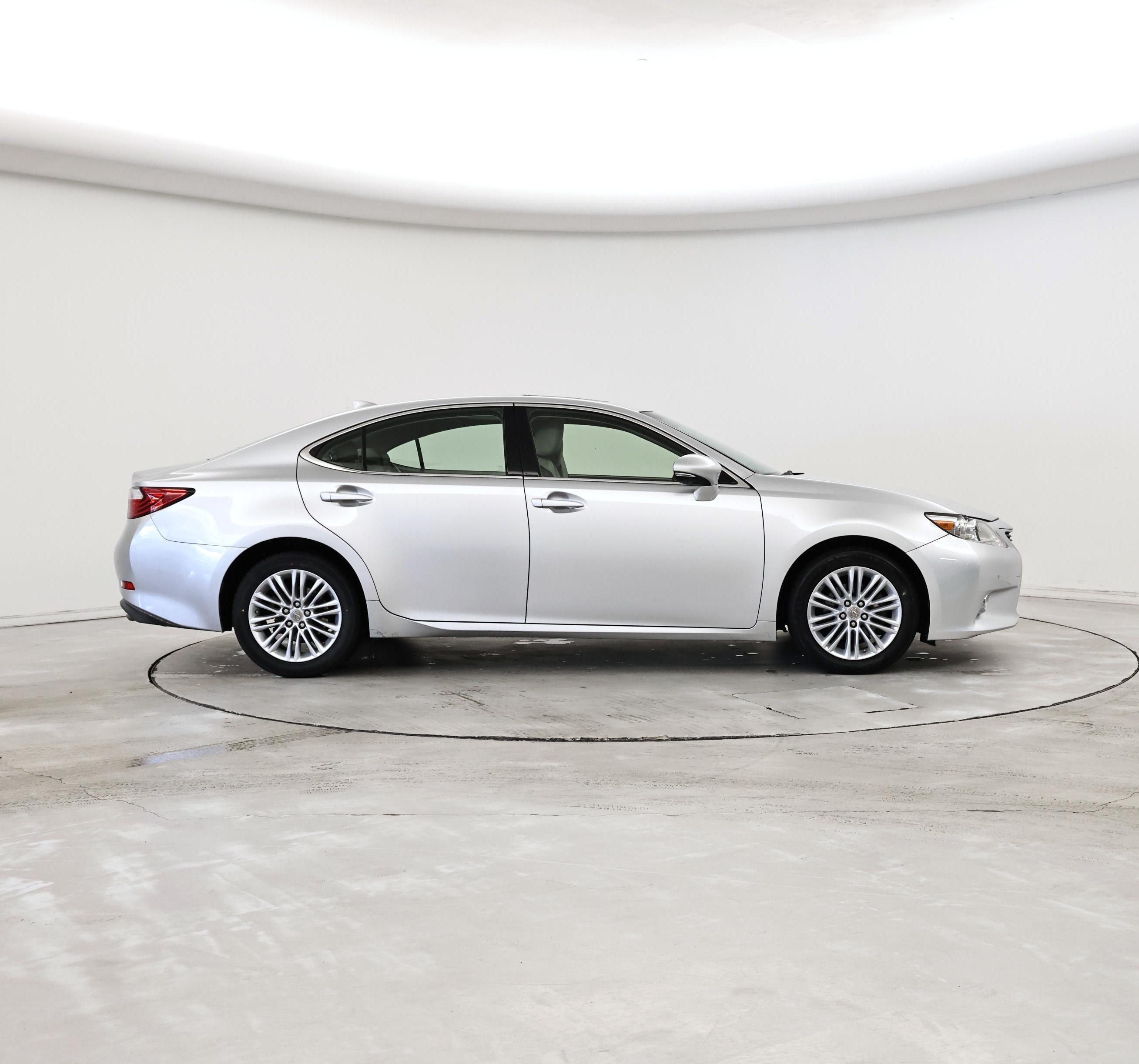 Thumbnail: 2015 Lexus ES - 7