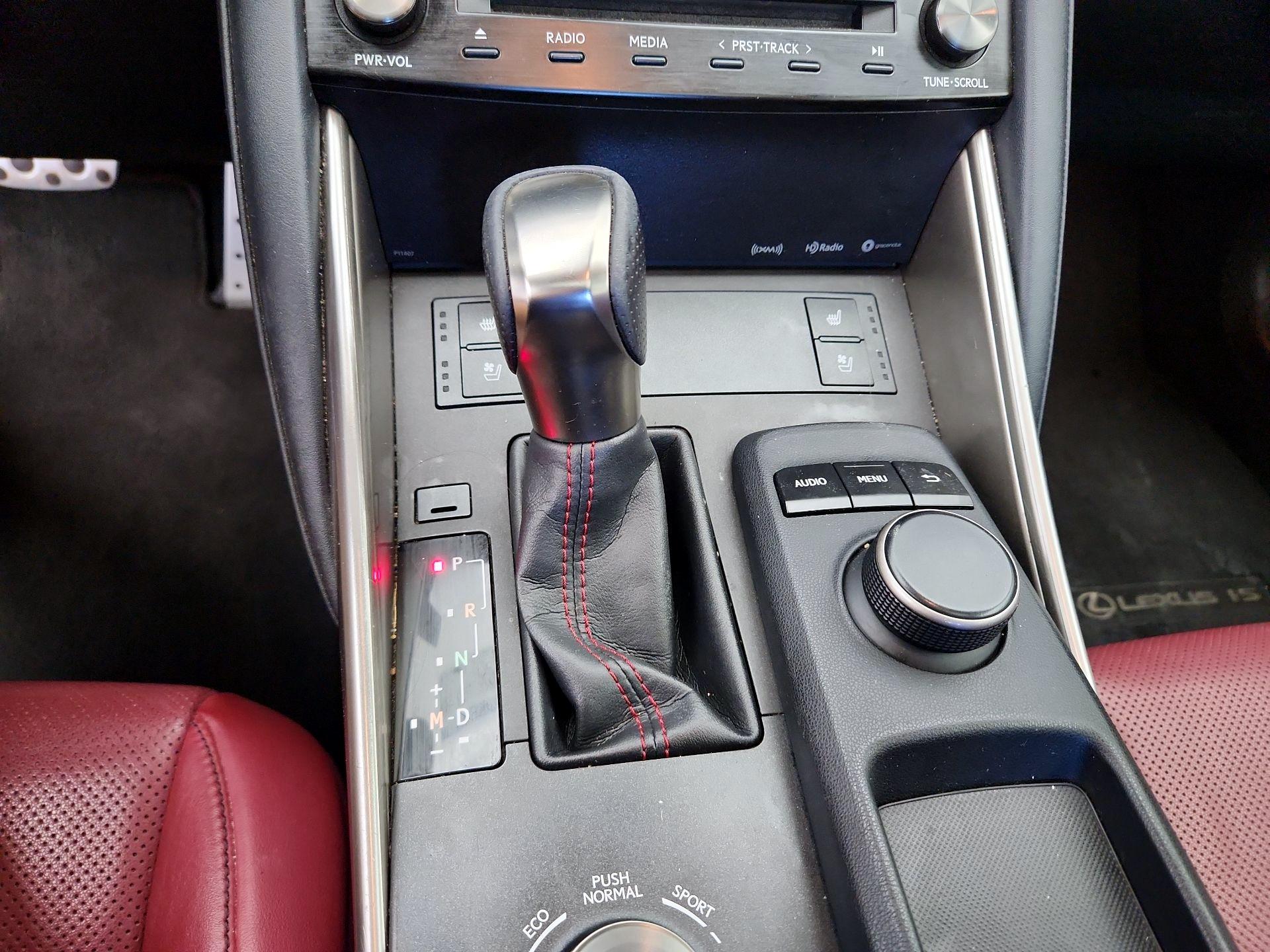 Thumbnail: 2017 Lexus IS - 17