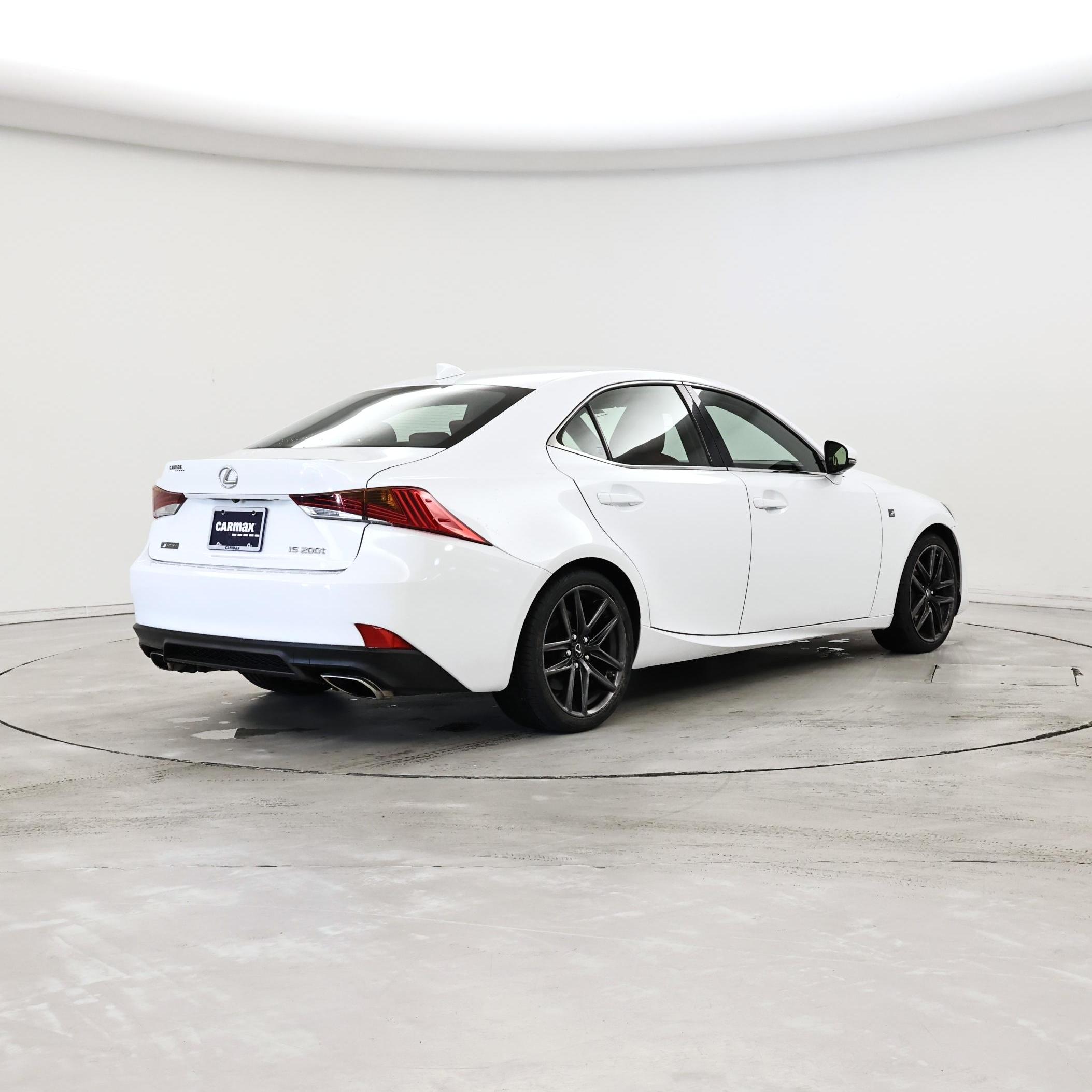 Thumbnail: 2017 Lexus IS - 8