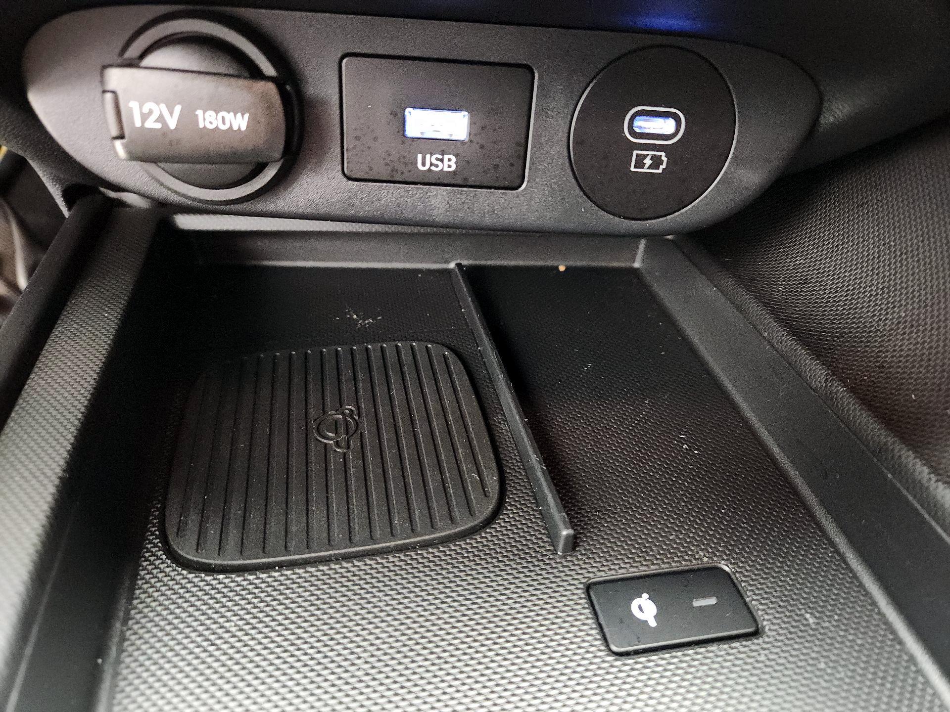 Thumbnail: 2025 Hyundai Elantra - 18