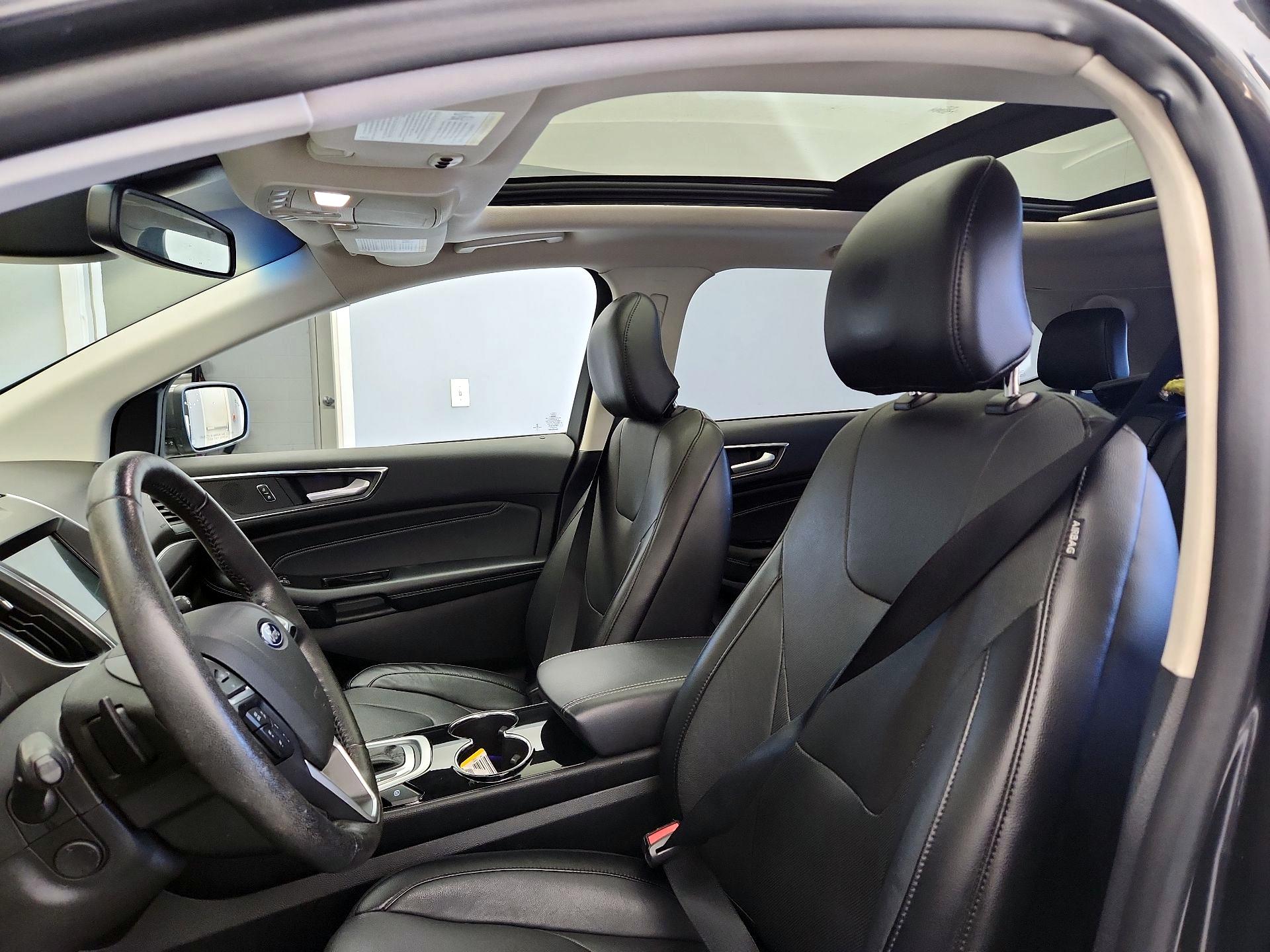 Thumbnail: 2018 Ford Edge - 20