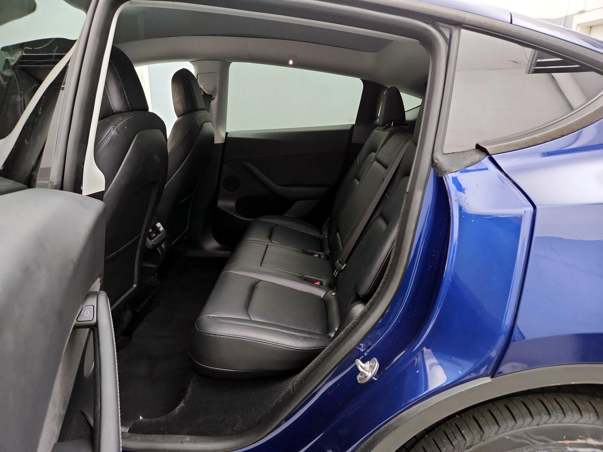 Thumbnail: 2023 Tesla Model Y - 19