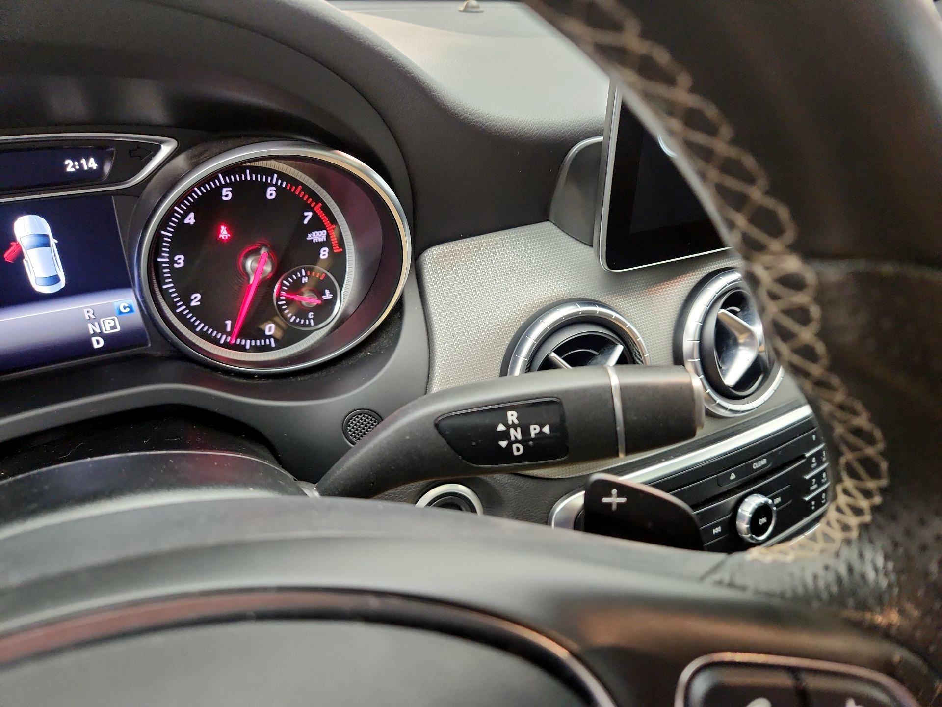 Thumbnail: 2018 Mercedes-Benz CLA - 18