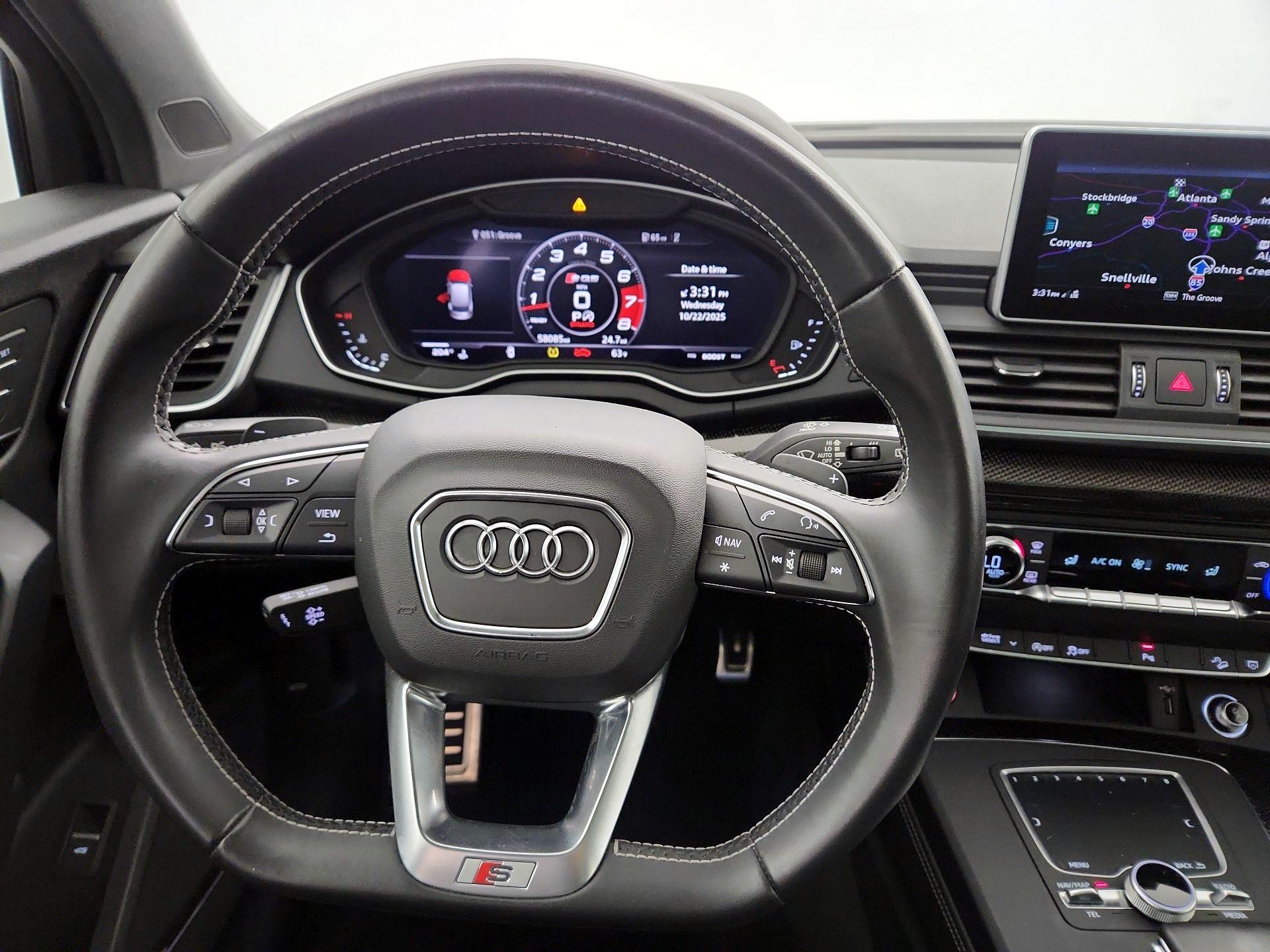 Thumbnail: 2020 Audi SQ5 - 10