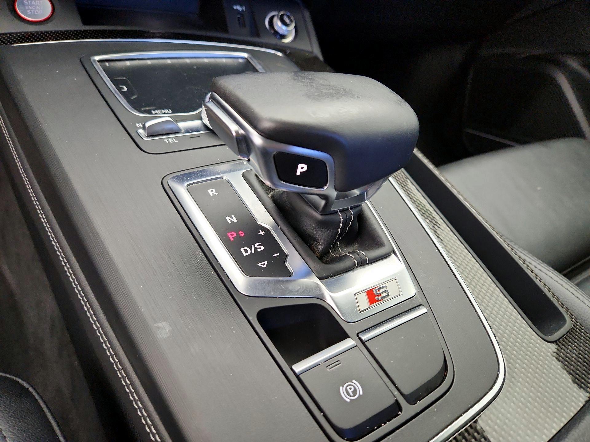 Thumbnail: 2020 Audi SQ5 - 18