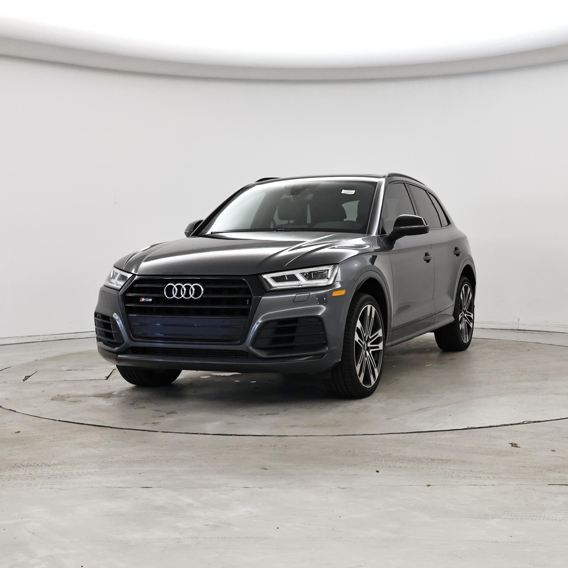 Thumbnail: 2020 Audi SQ5 - 4