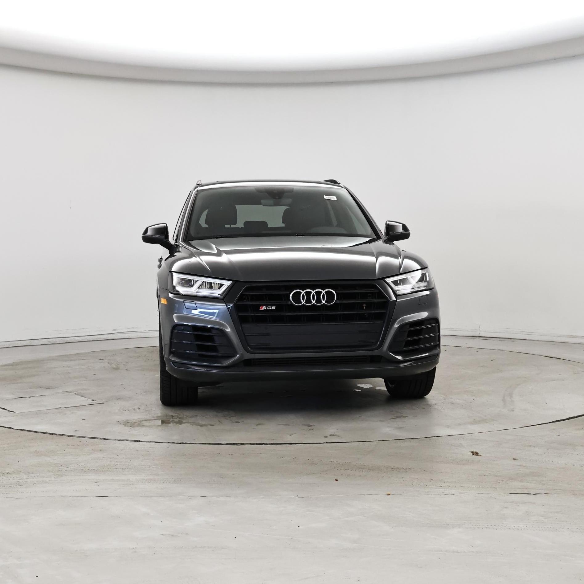 Thumbnail: 2020 Audi SQ5 - 5