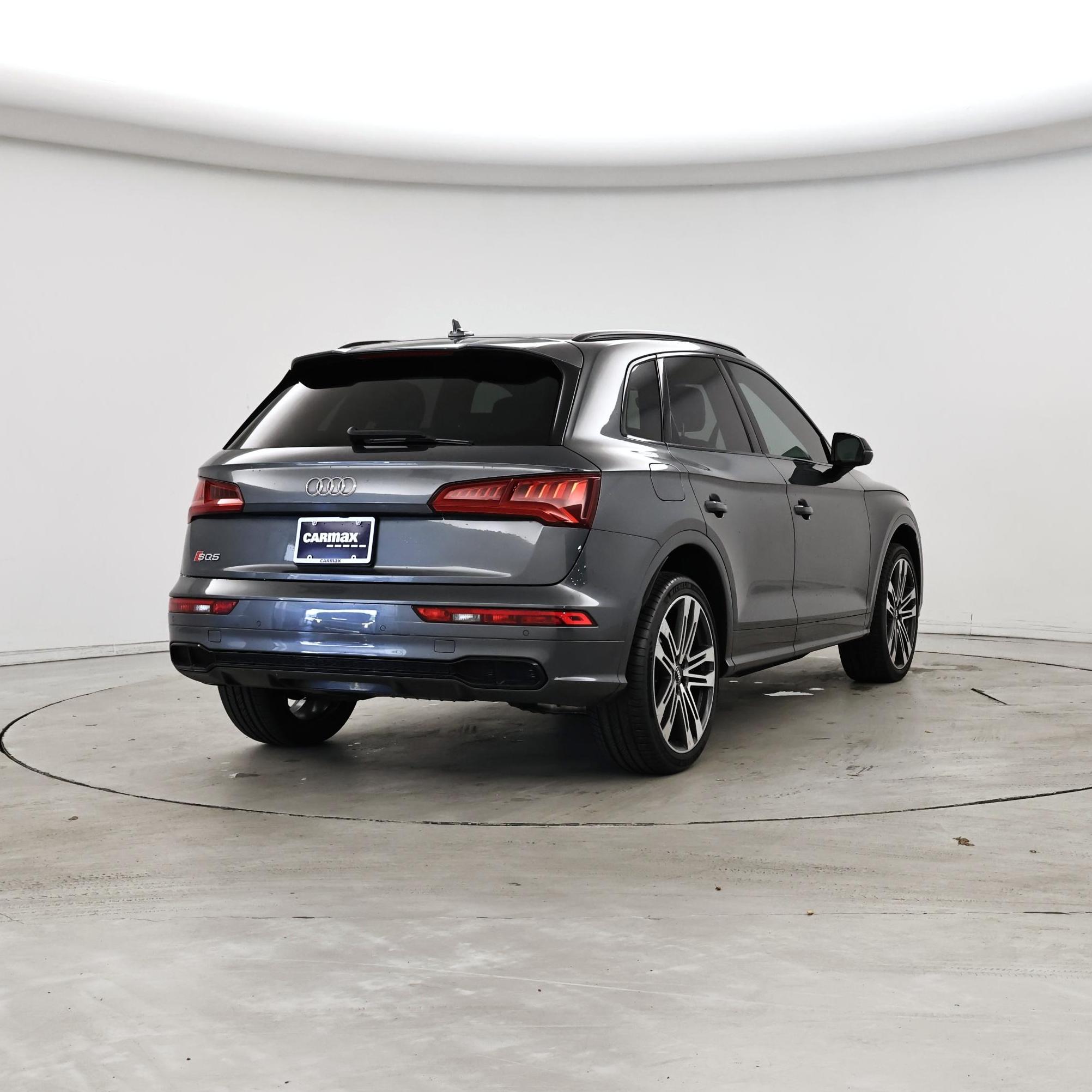 Thumbnail: 2020 Audi SQ5 - 8