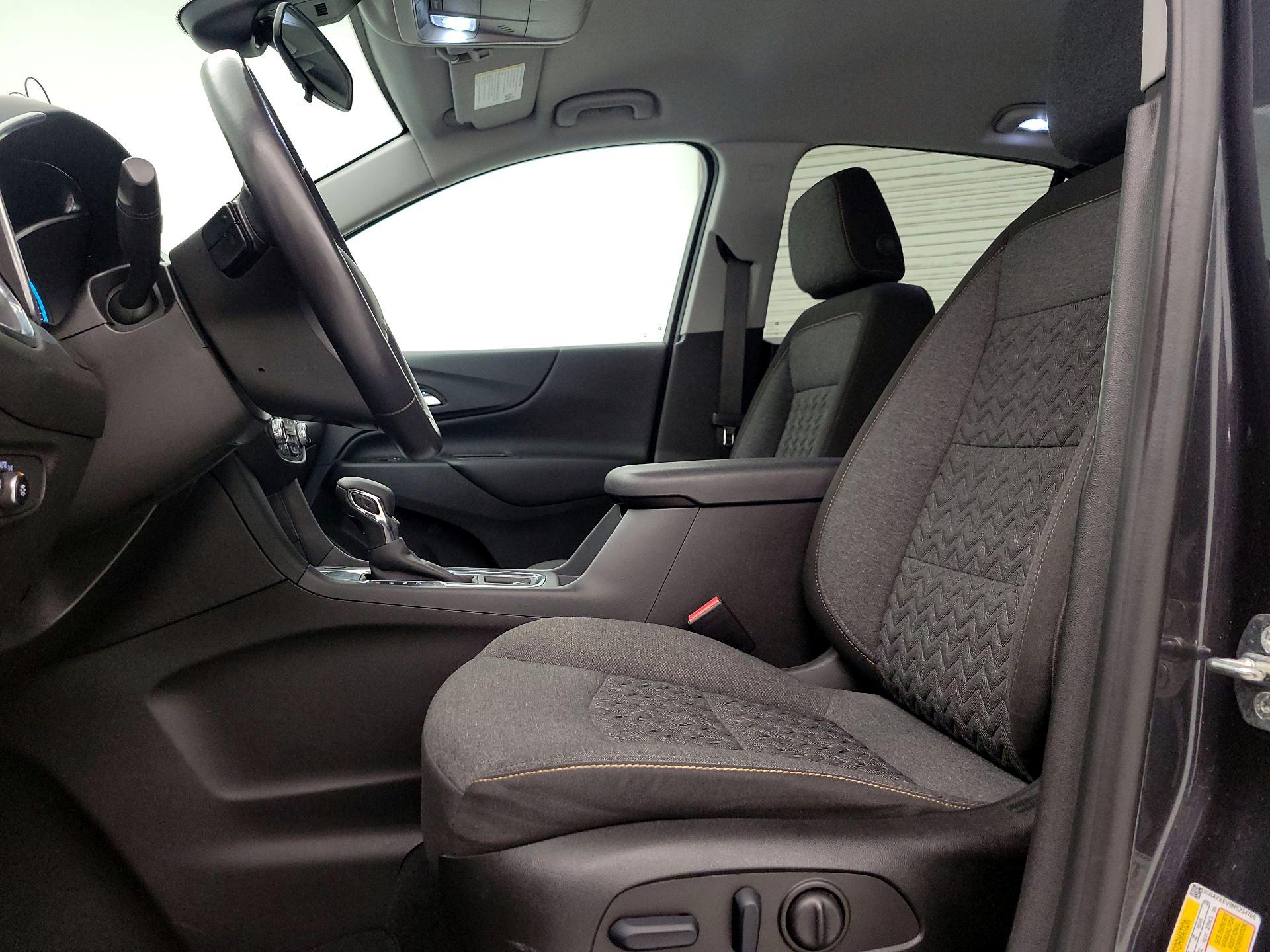 Thumbnail: 2022 Chevrolet Equinox - 11