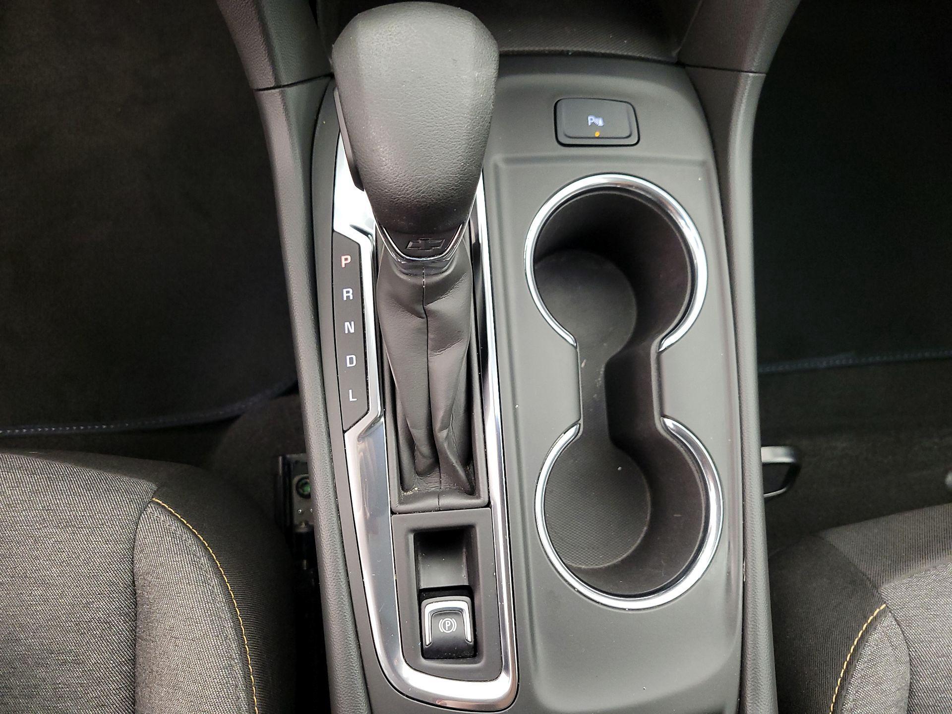 Thumbnail: 2022 Chevrolet Equinox - 18