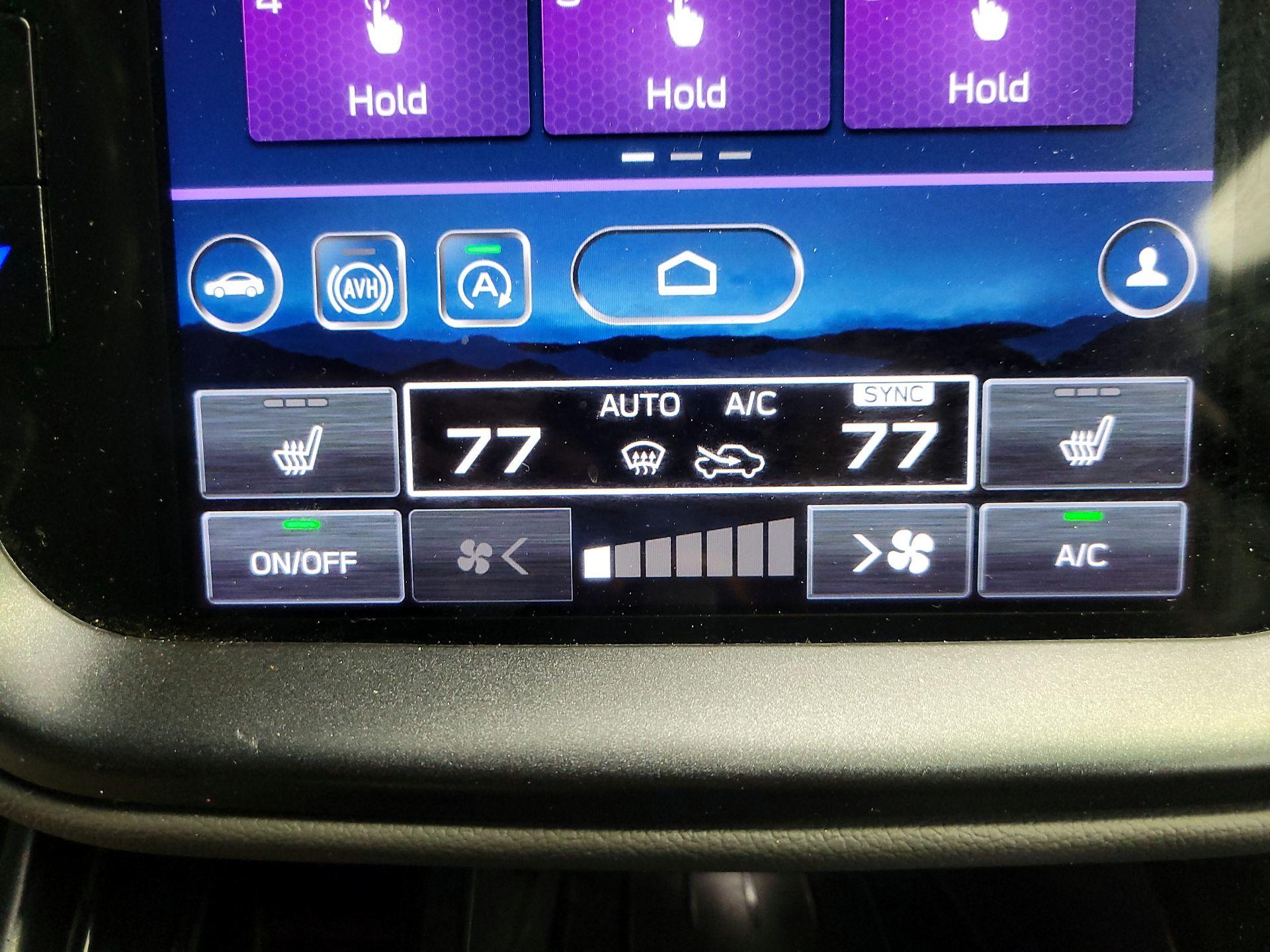 Thumbnail: 2022 Subaru Outback - 17