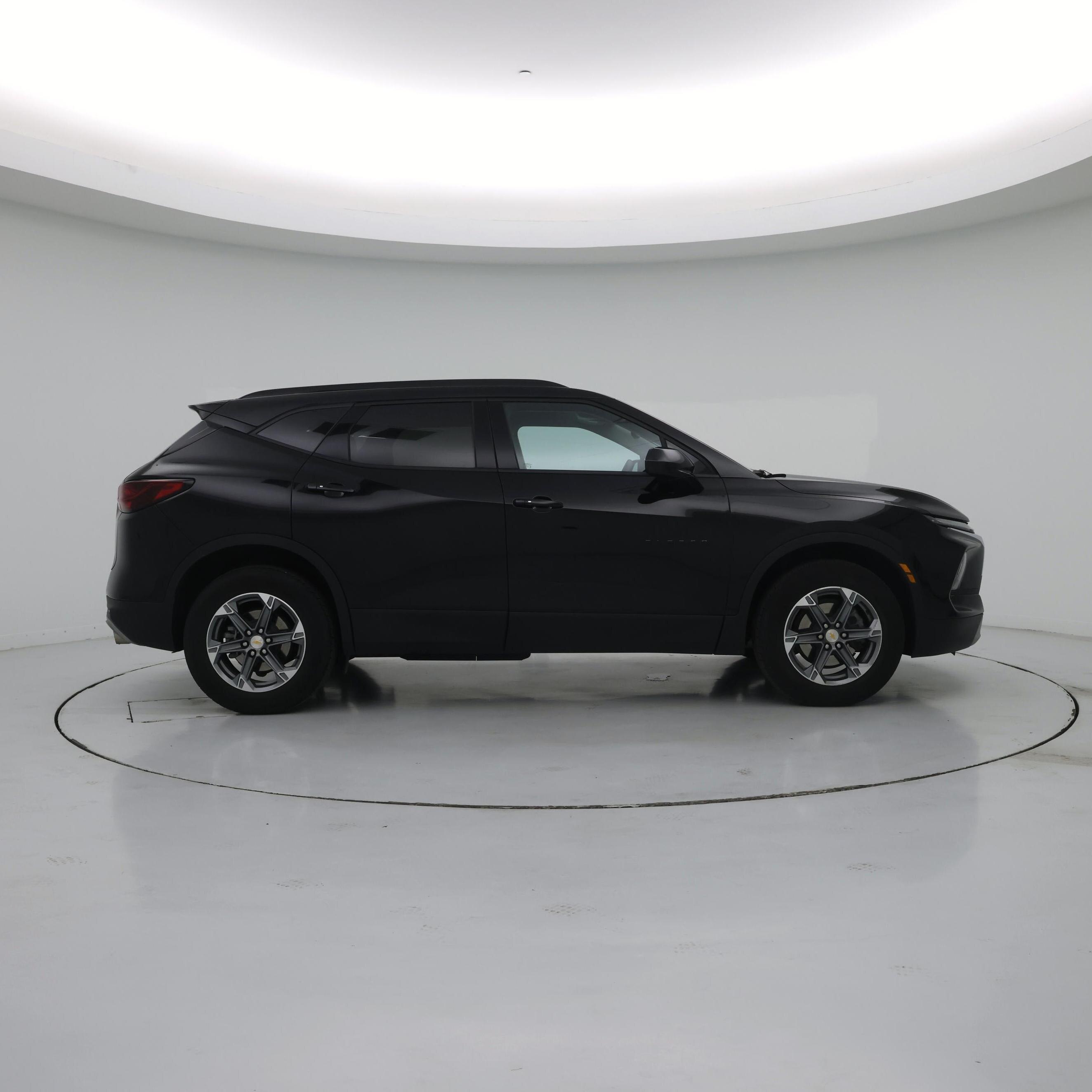 Thumbnail: 2023 Chevrolet Blazer - 7